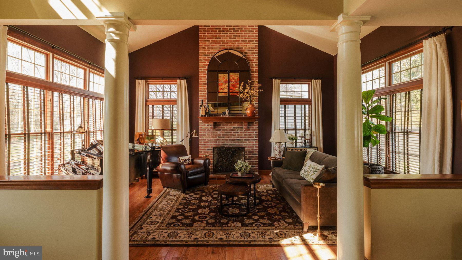 CAMELOT - Residential