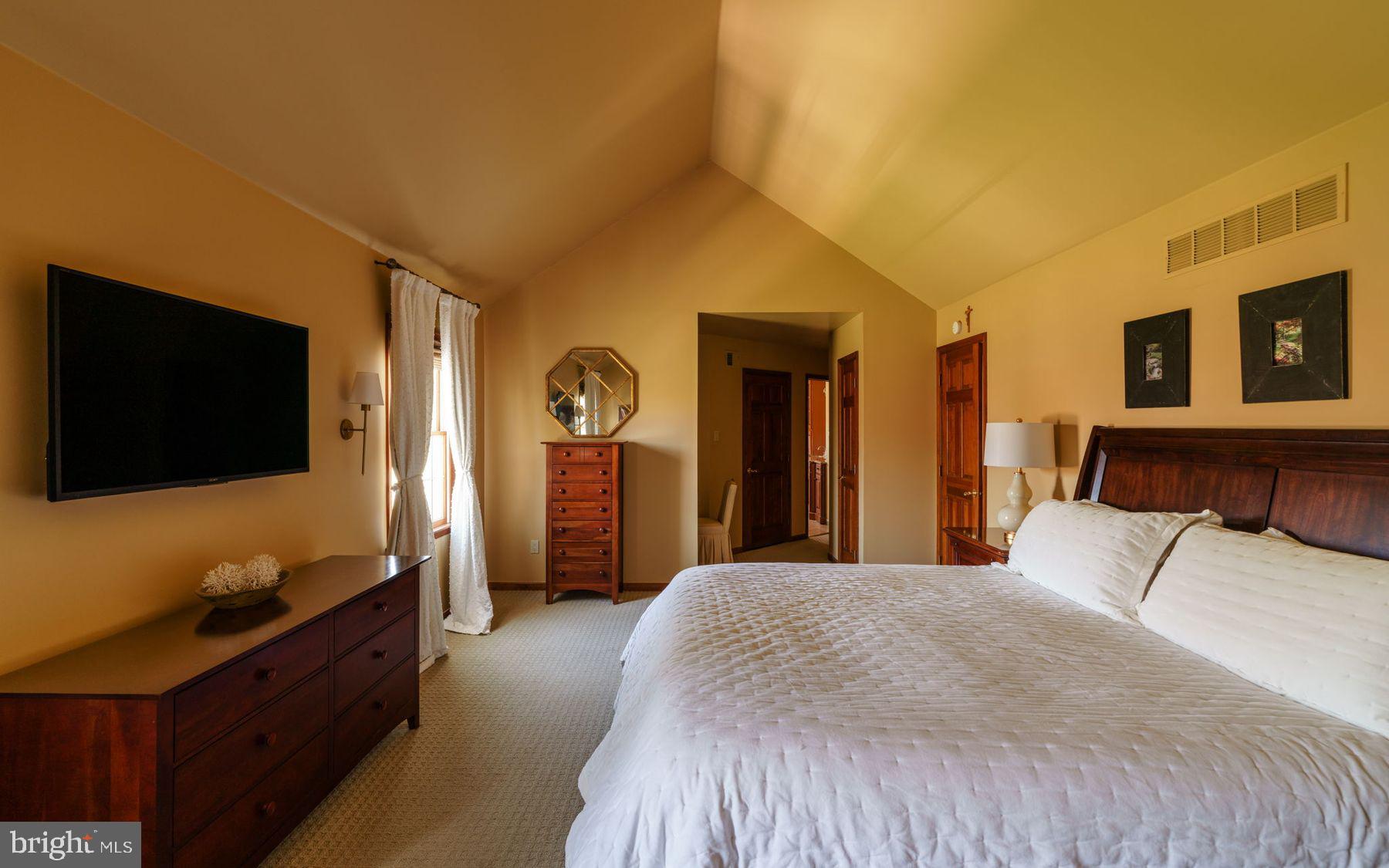 CAMELOT - Residential