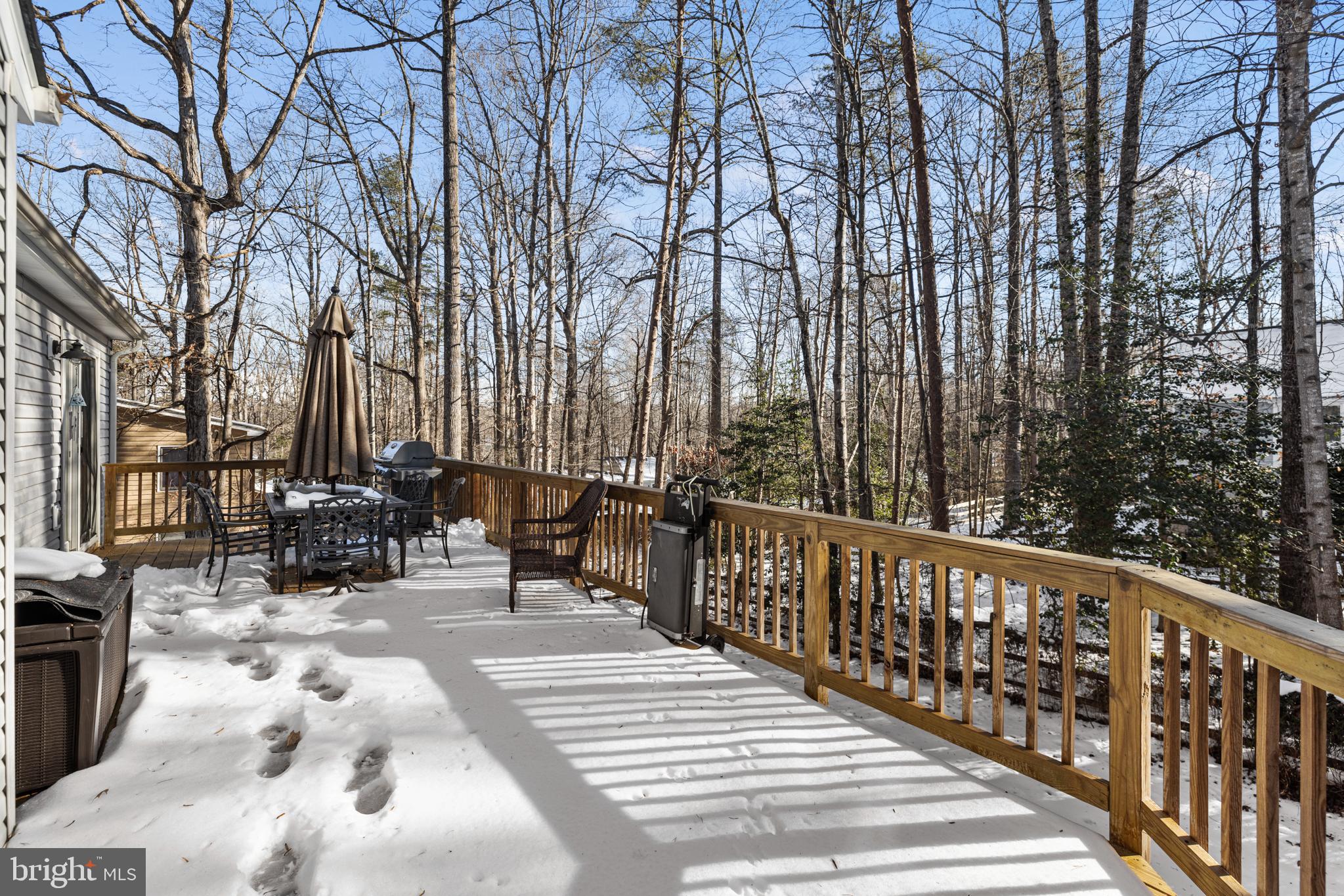 LAKE WILDERNESS - Residential