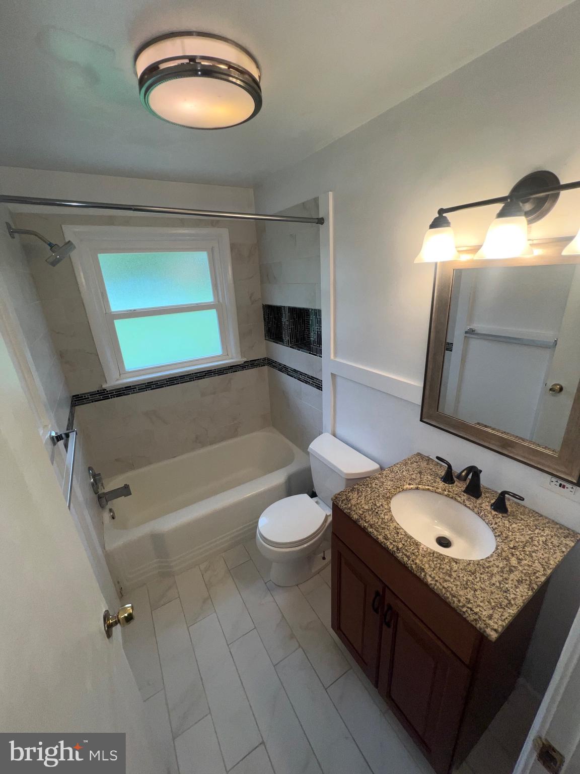 FAIRFAX ACRES - Residential Lease