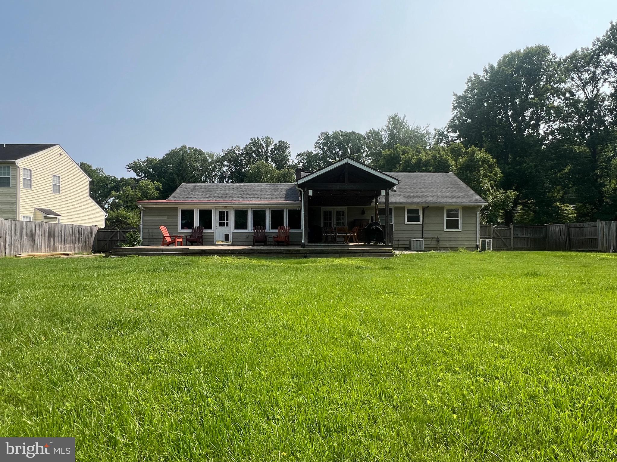 FAIRFAX ACRES - Residential Lease