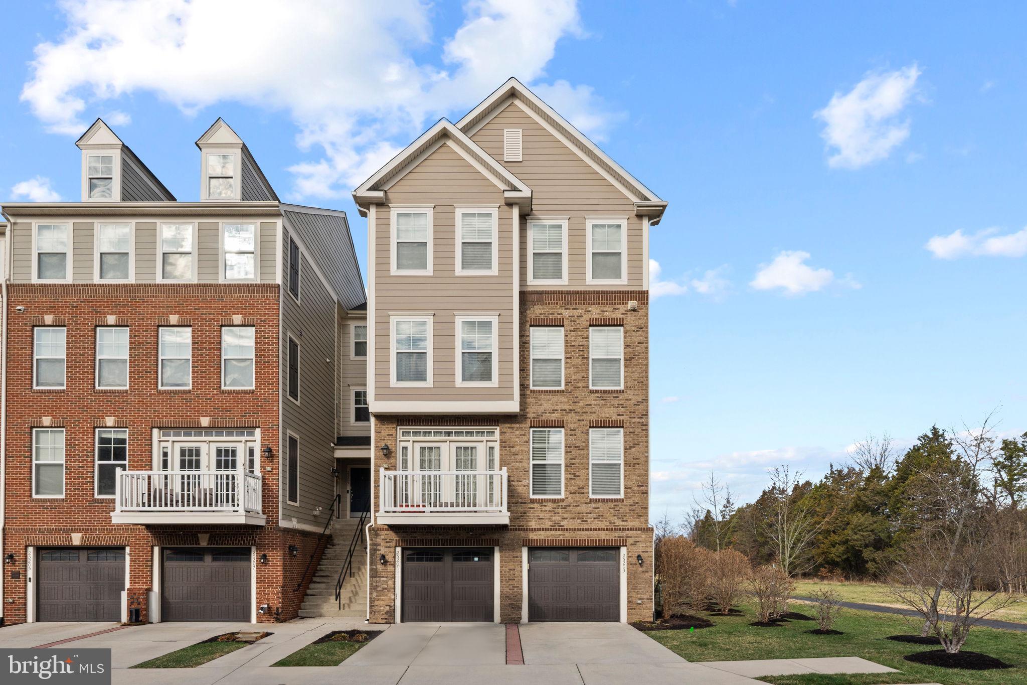 EAST GATE 3 CONDOMINIUM - Residential