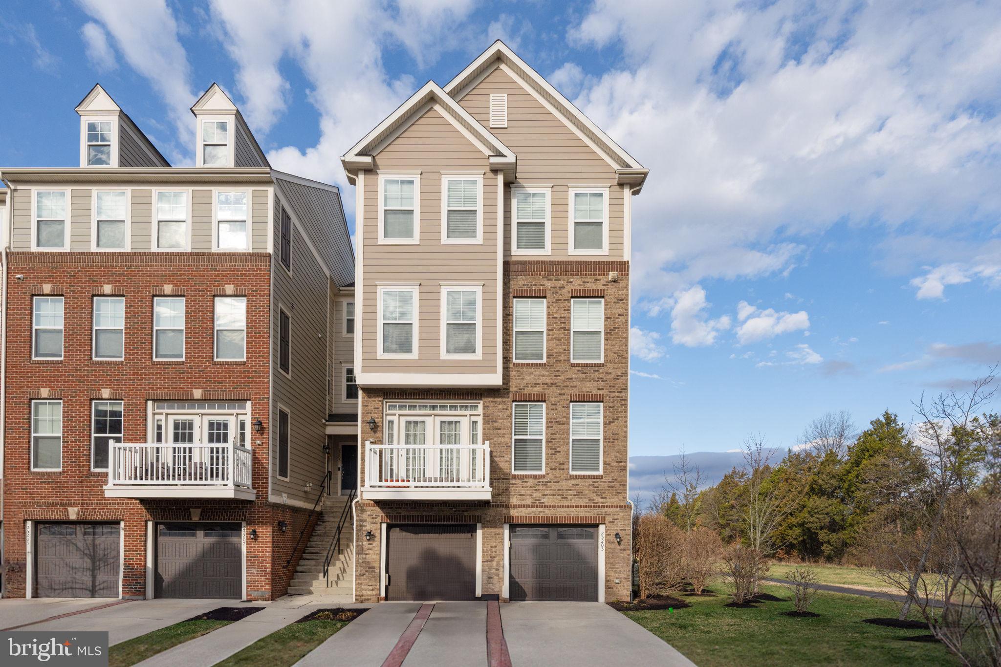 EAST GATE 3 CONDOMINIUM - Residential