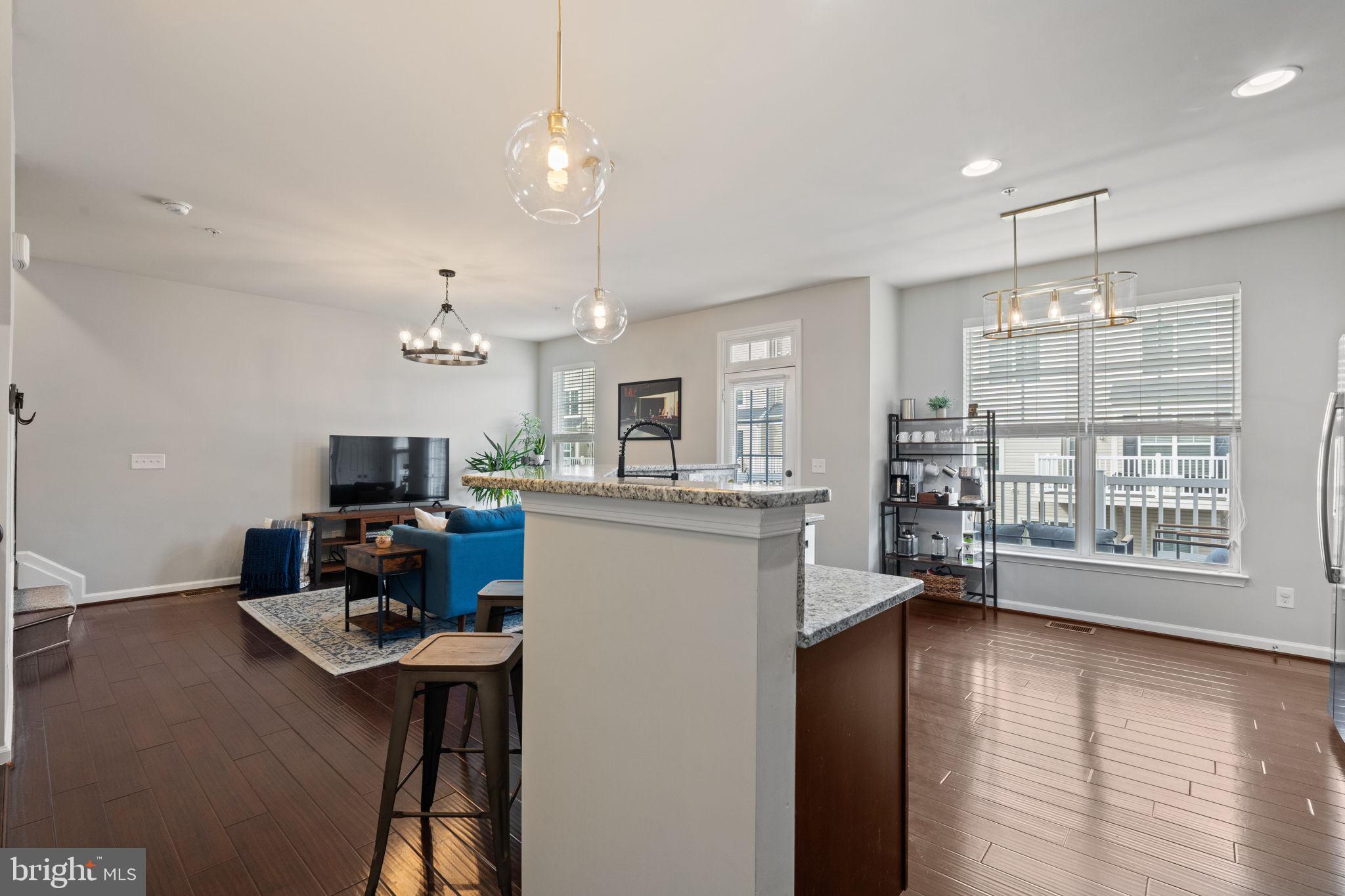 EAST GATE 3 CONDOMINIUM - Residential