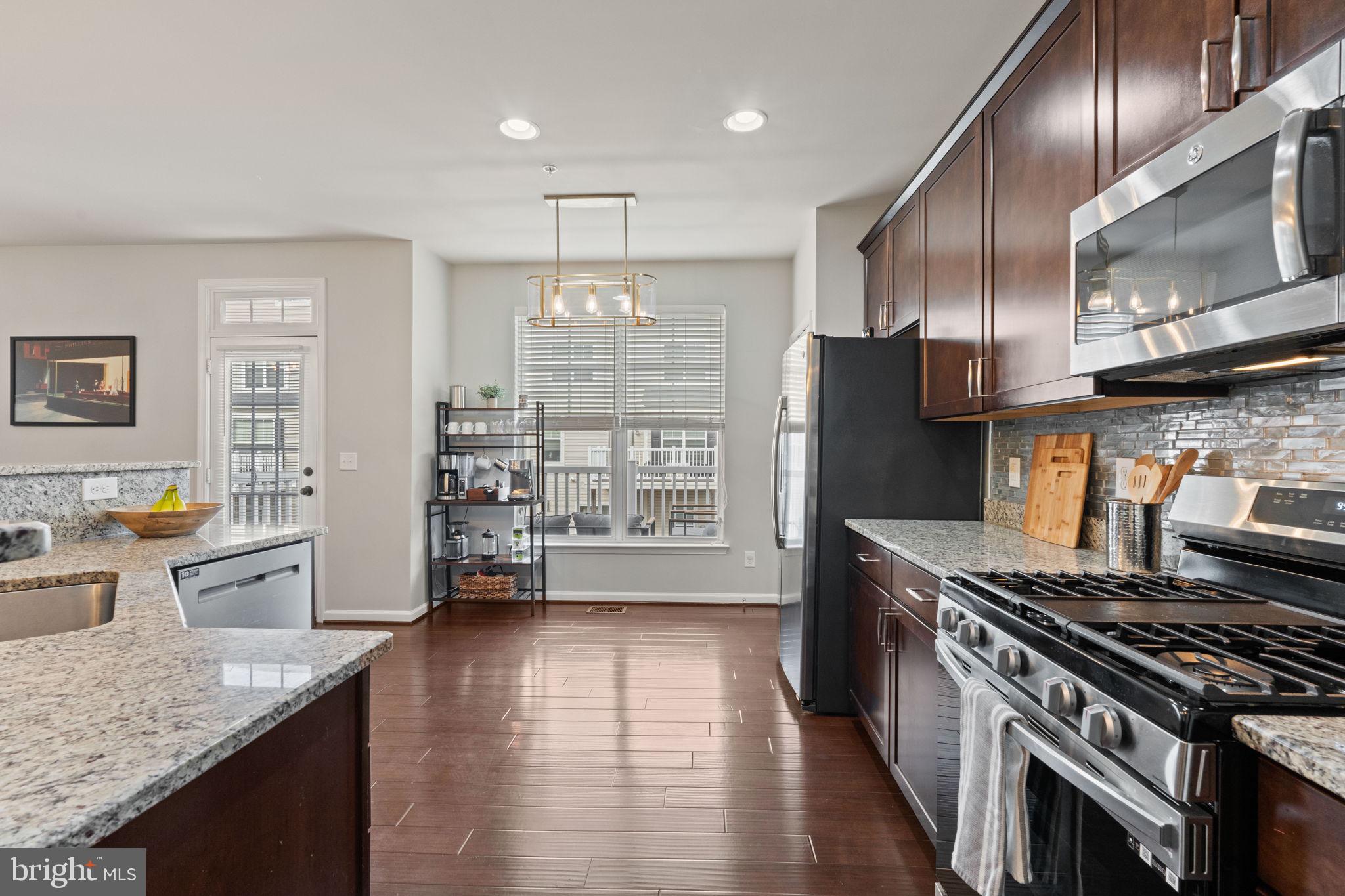 EAST GATE 3 CONDOMINIUM - Residential