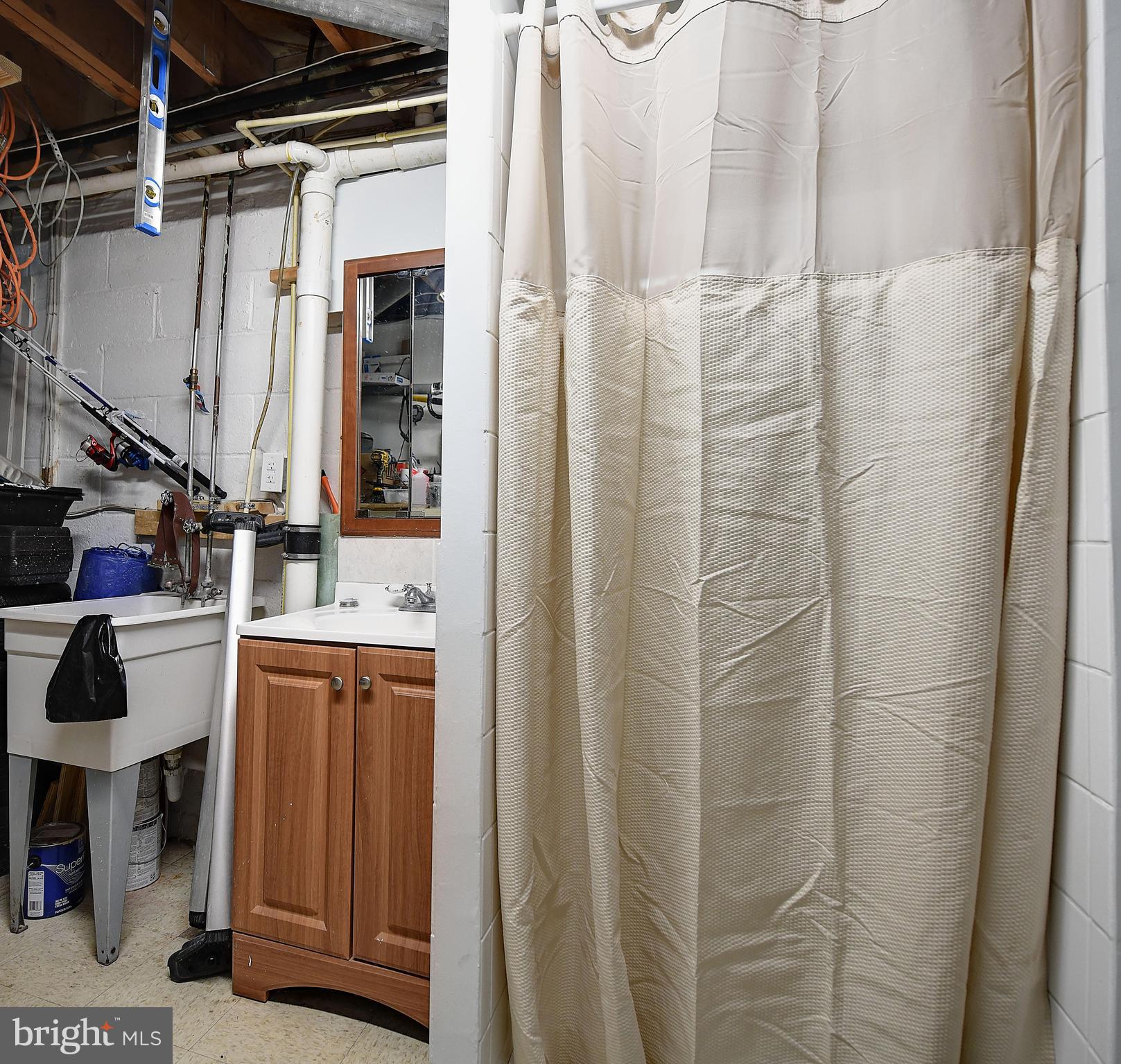 EASTWOOD HEIGHTS - Residential