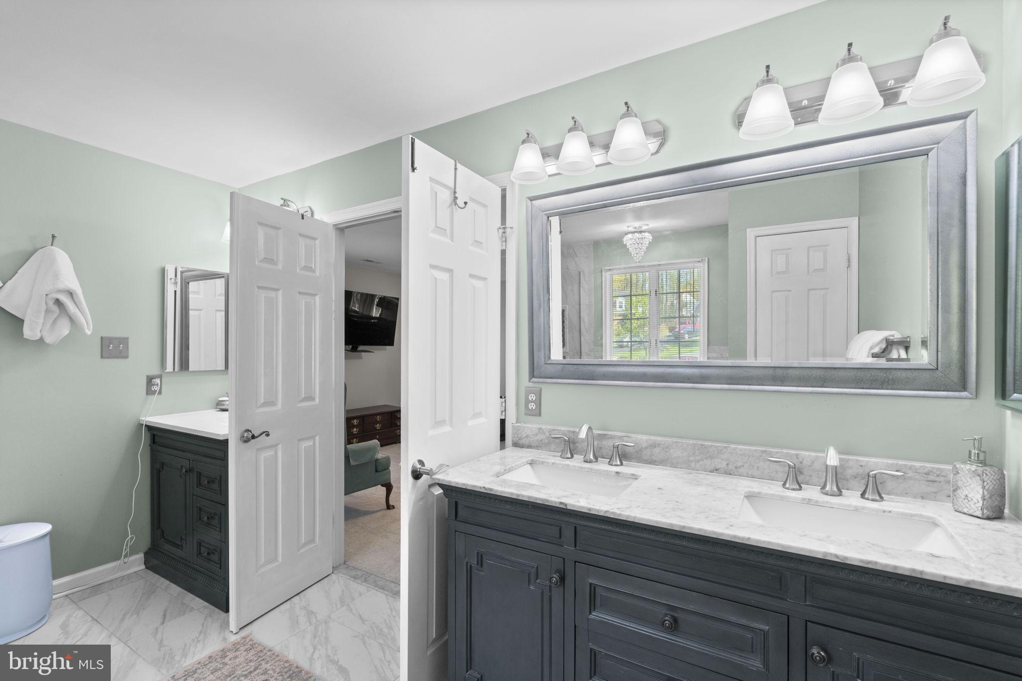 MOUNT HEBRON - Residential