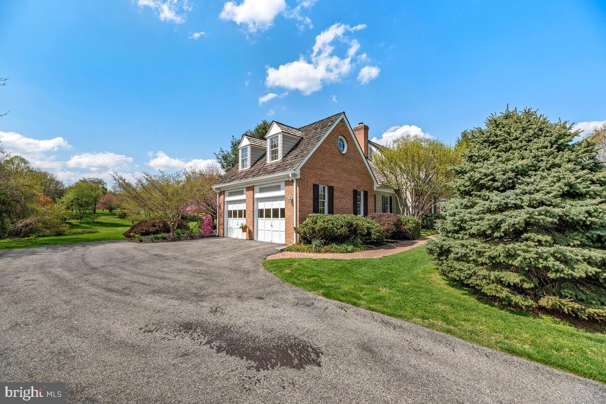 SUNSHINE ACRES - Residential