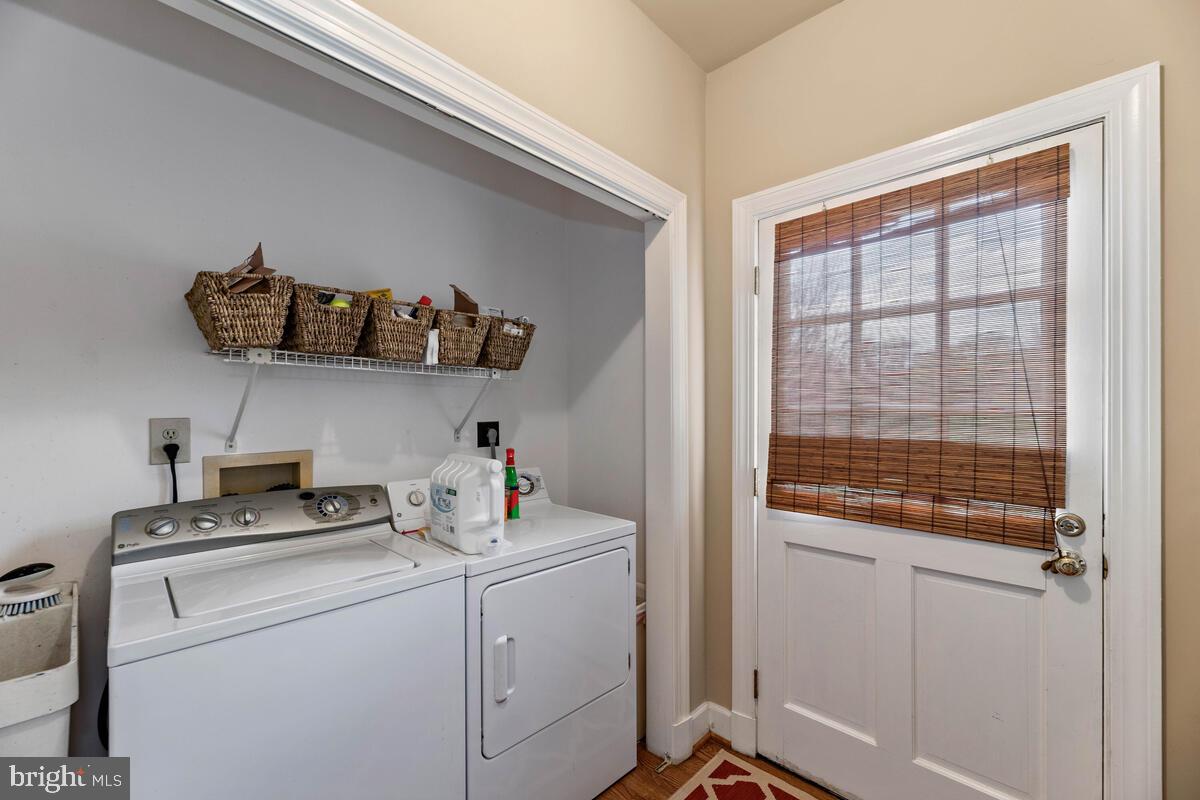 SUNSHINE ACRES - Residential