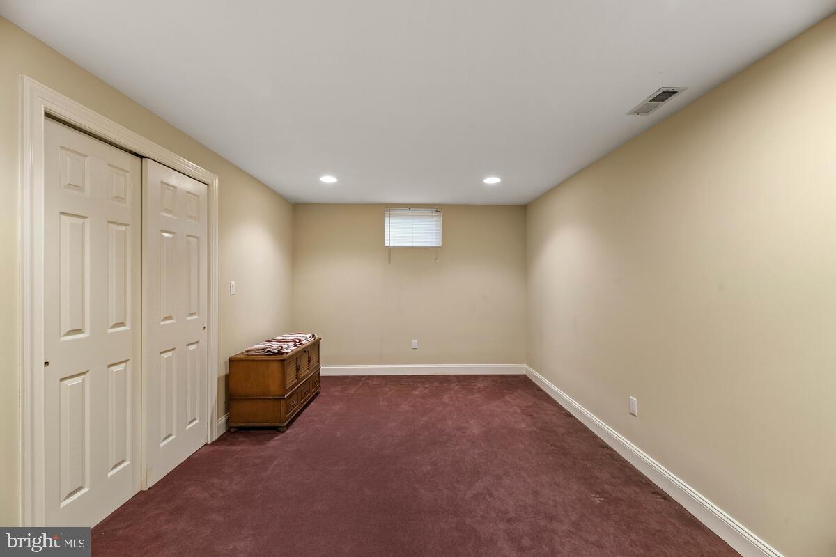 SUNSHINE ACRES - Residential