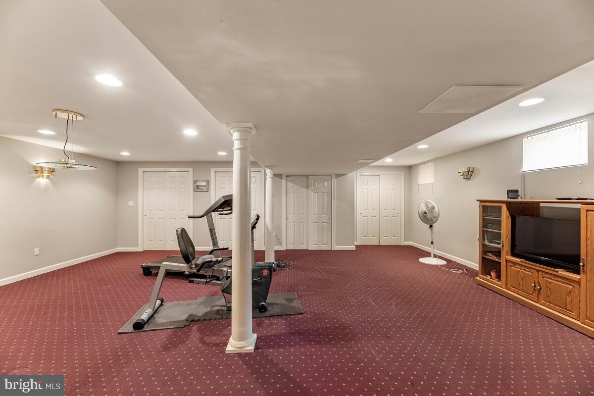 SUNSHINE ACRES - Residential