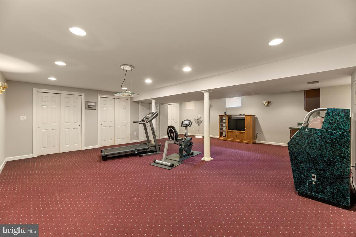 SUNSHINE ACRES - Residential