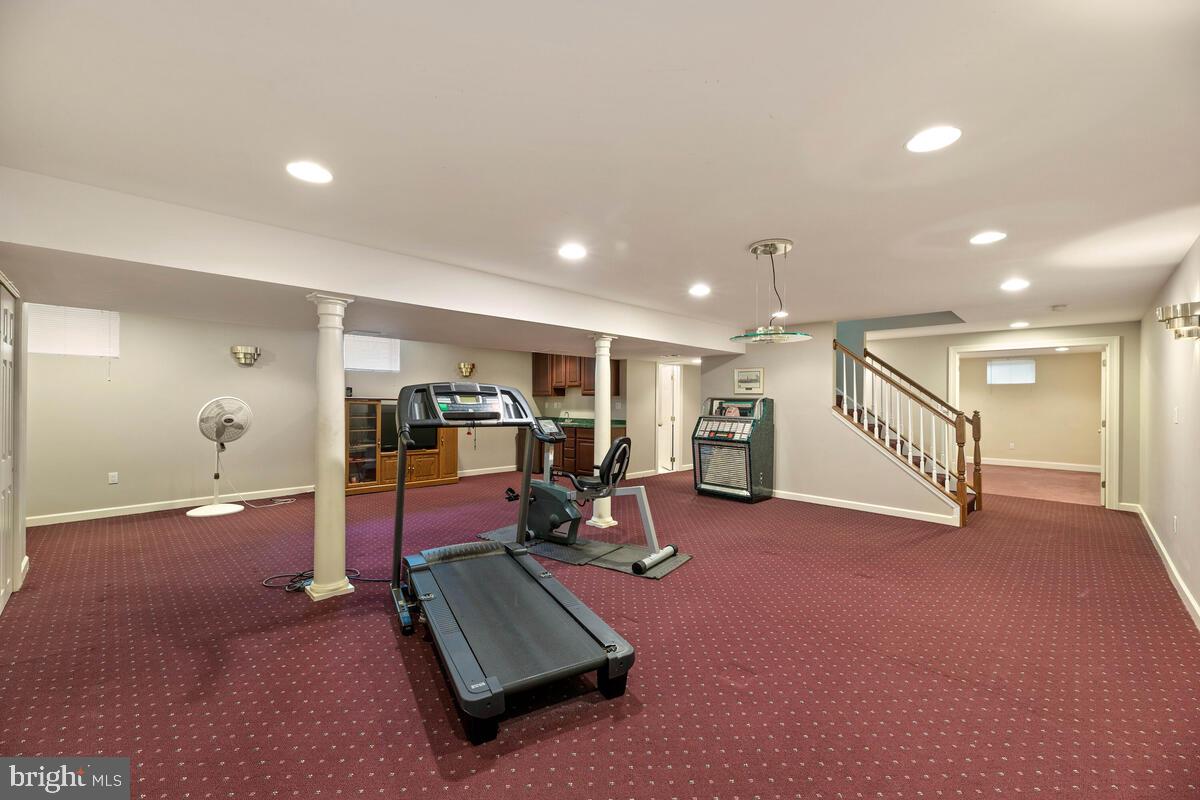 SUNSHINE ACRES - Residential