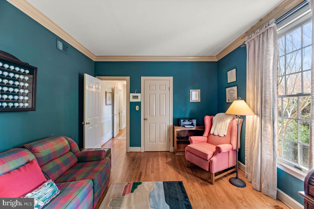 SUNSHINE ACRES - Residential