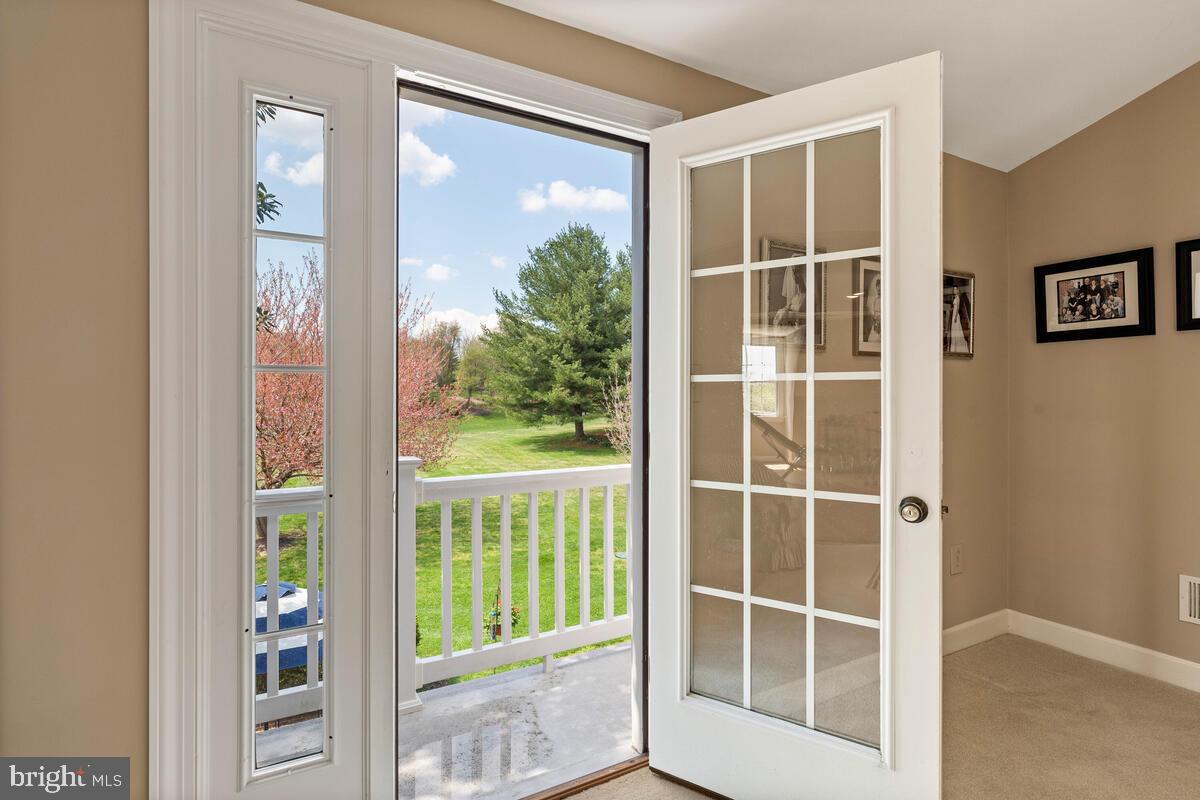 SUNSHINE ACRES - Residential