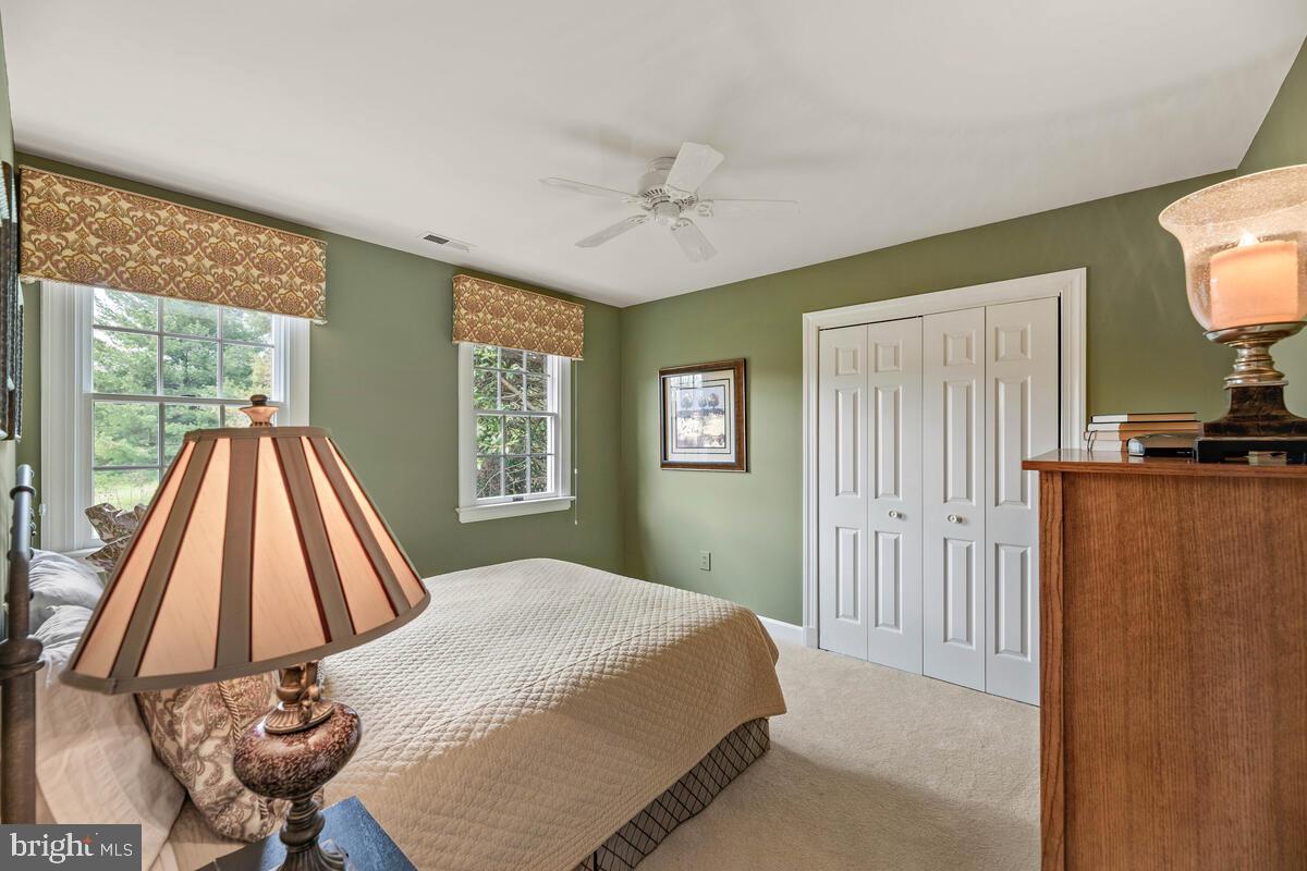 SUNSHINE ACRES - Residential