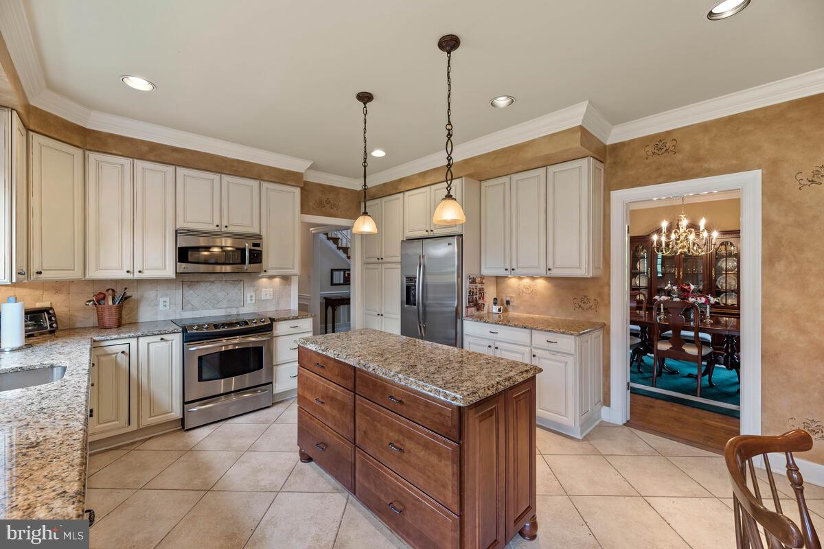 SUNSHINE ACRES - Residential