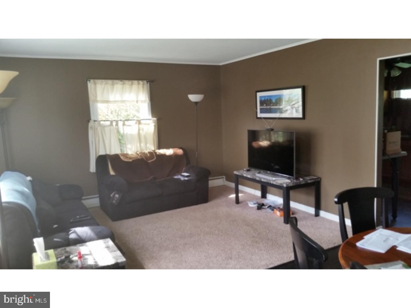 YORKVILLE - Residential