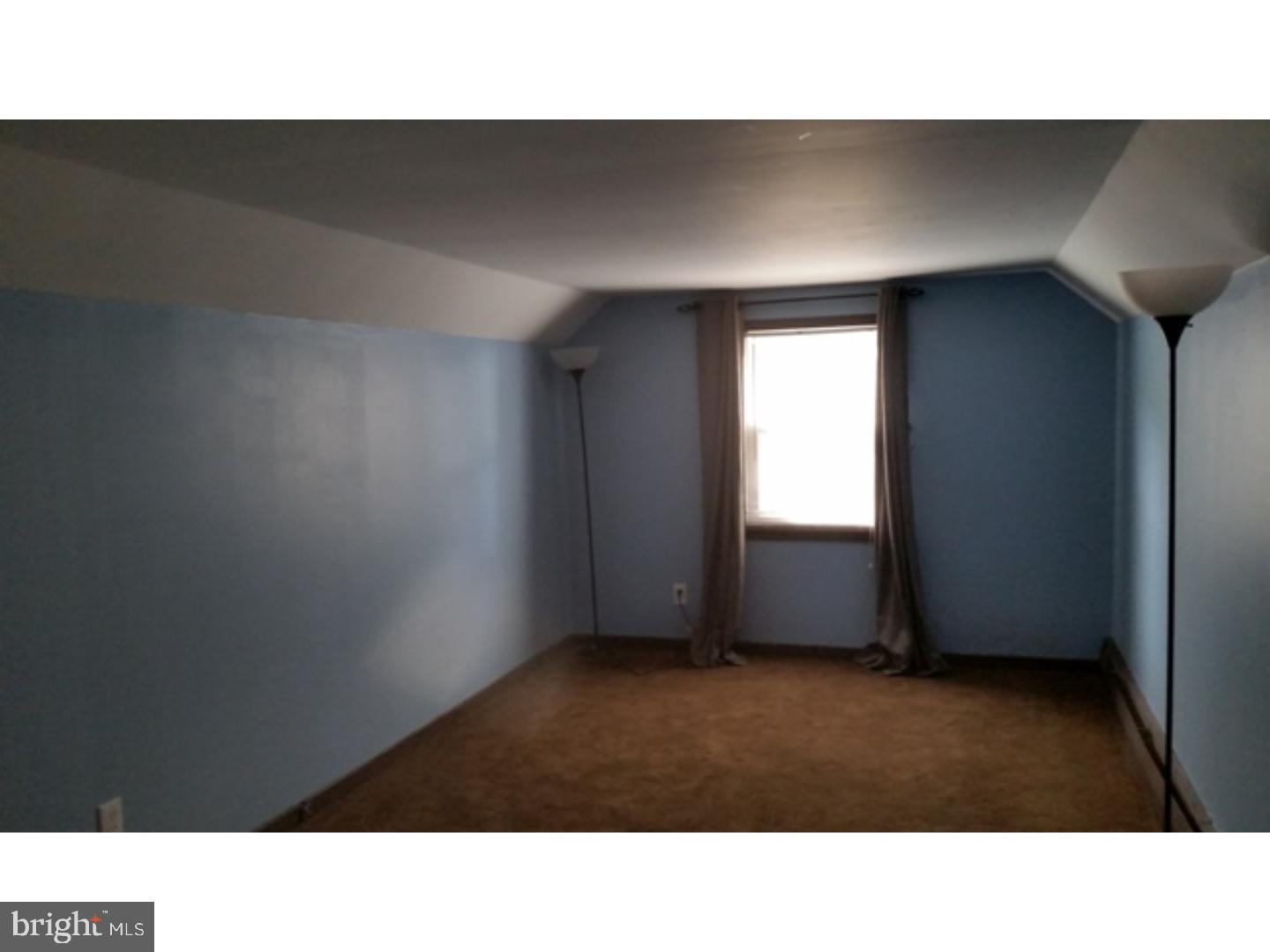 YORKVILLE - Residential