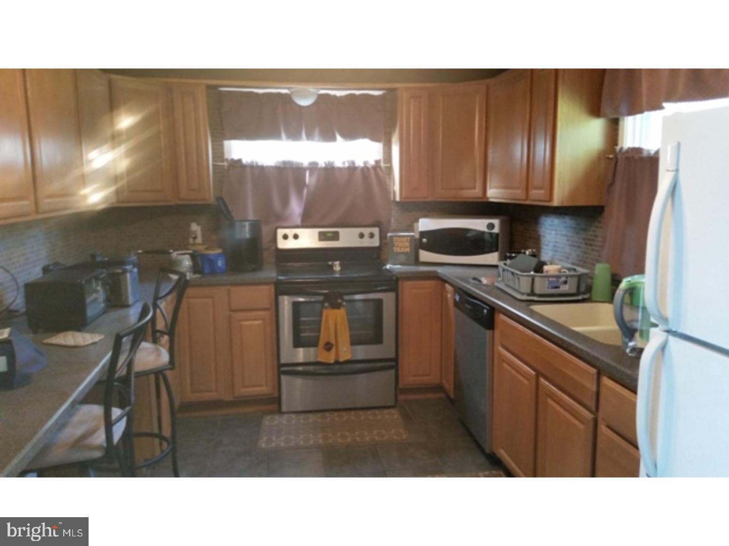 YORKVILLE - Residential