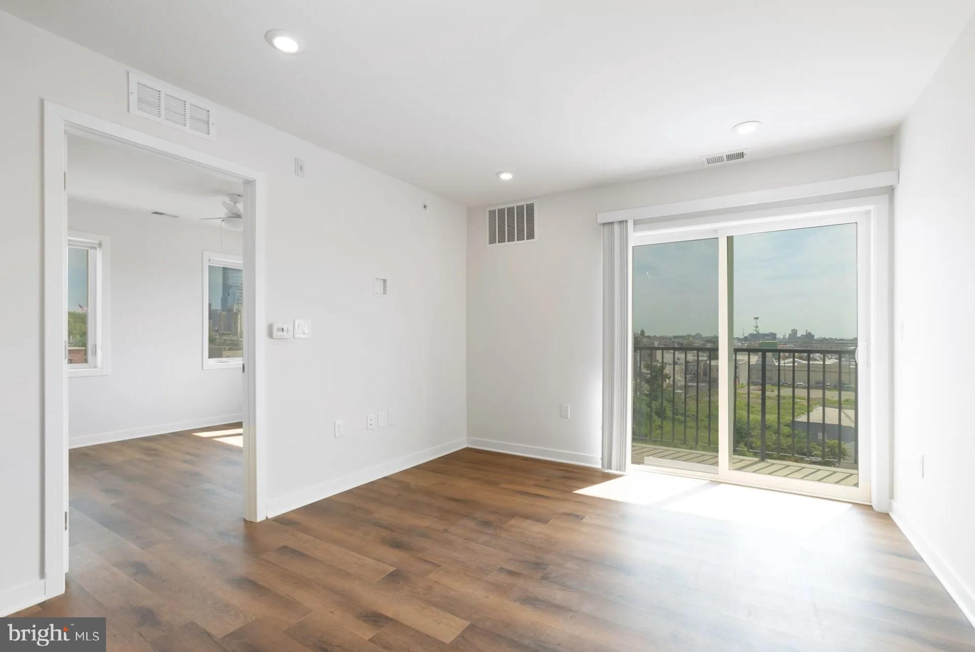 GRADUATE HOSPITAL - Residential Lease