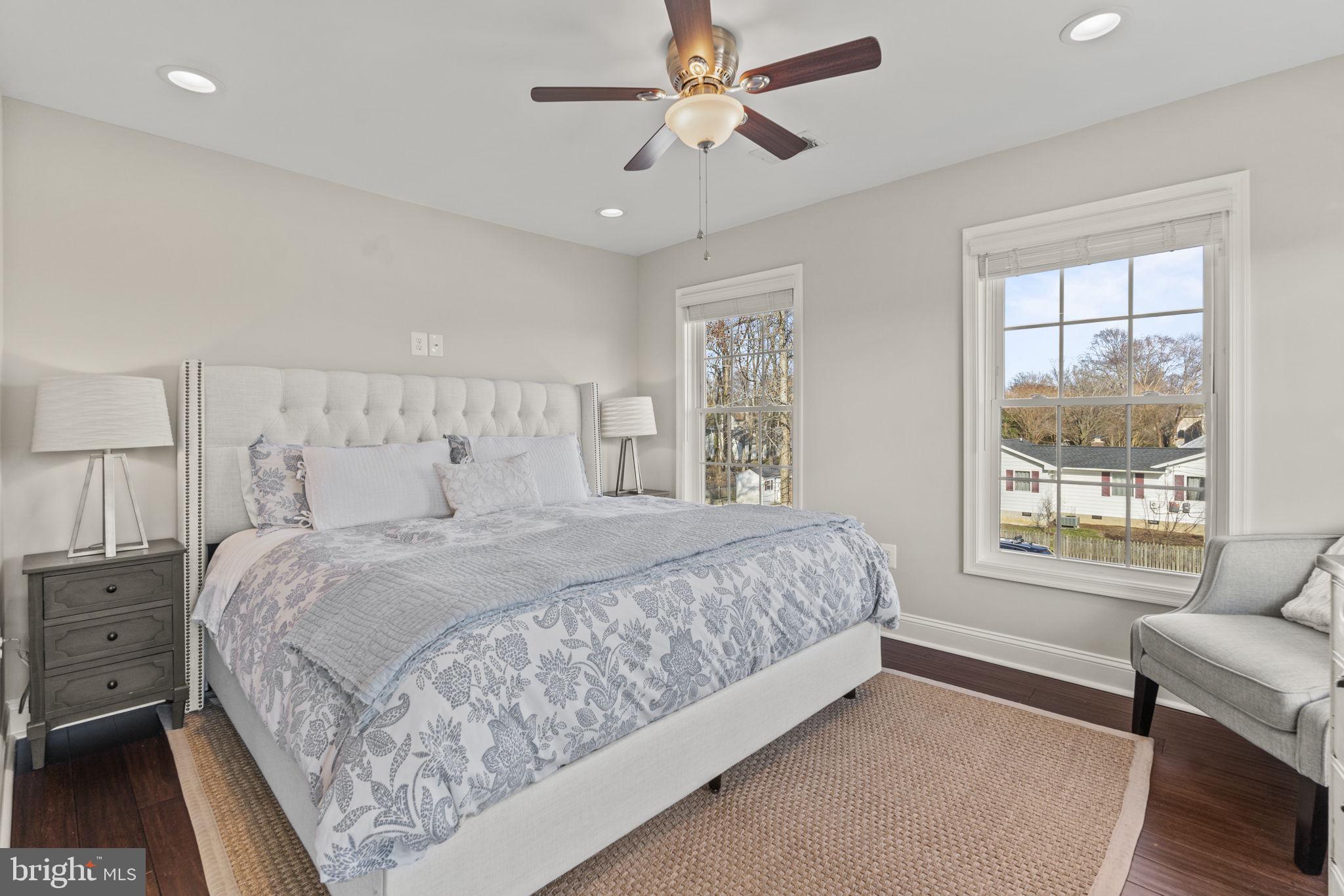 HILLSMERE ESTATES - Residential Lease