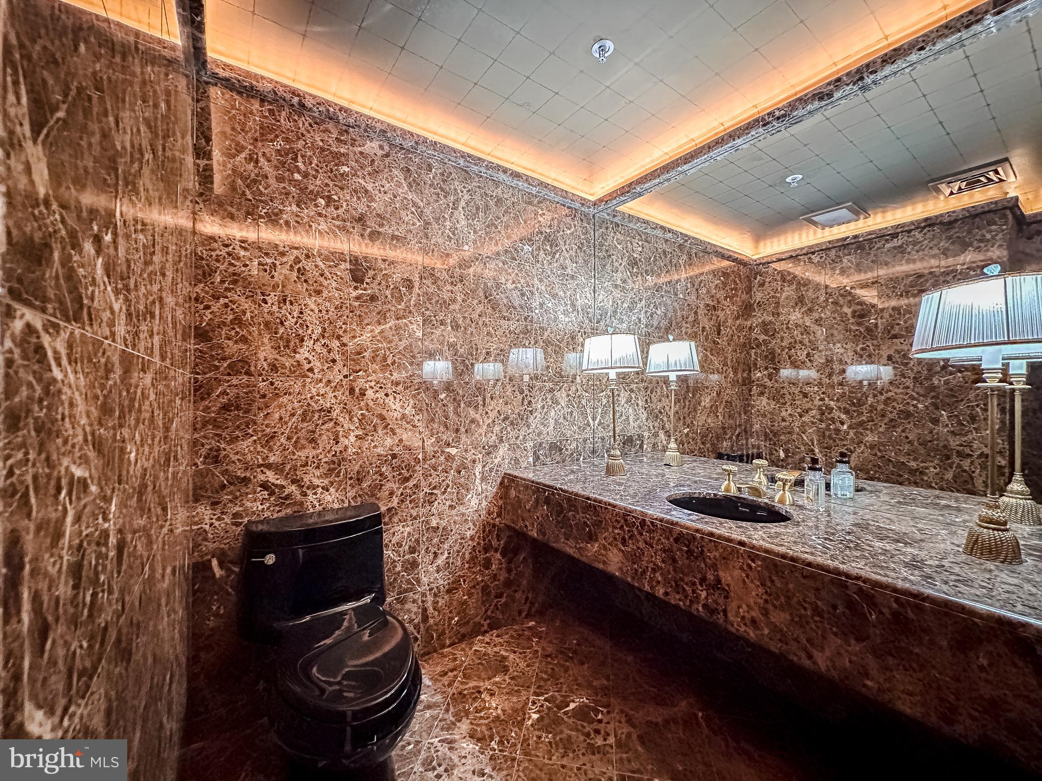 INNER HARBOR - Residential Lease