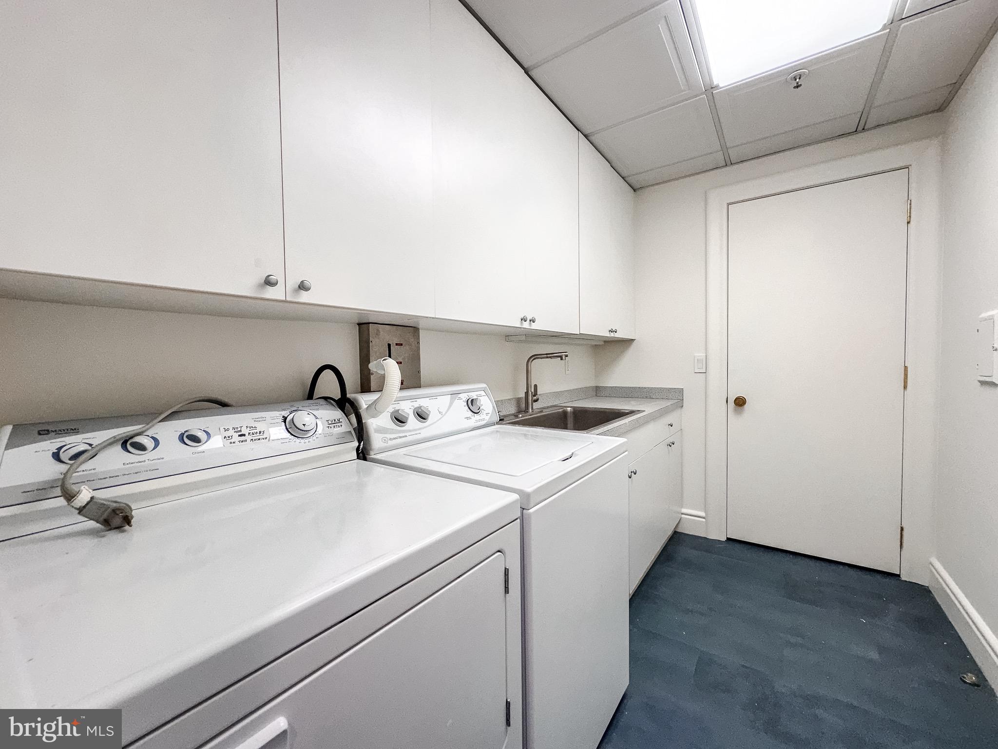 INNER HARBOR - Residential Lease