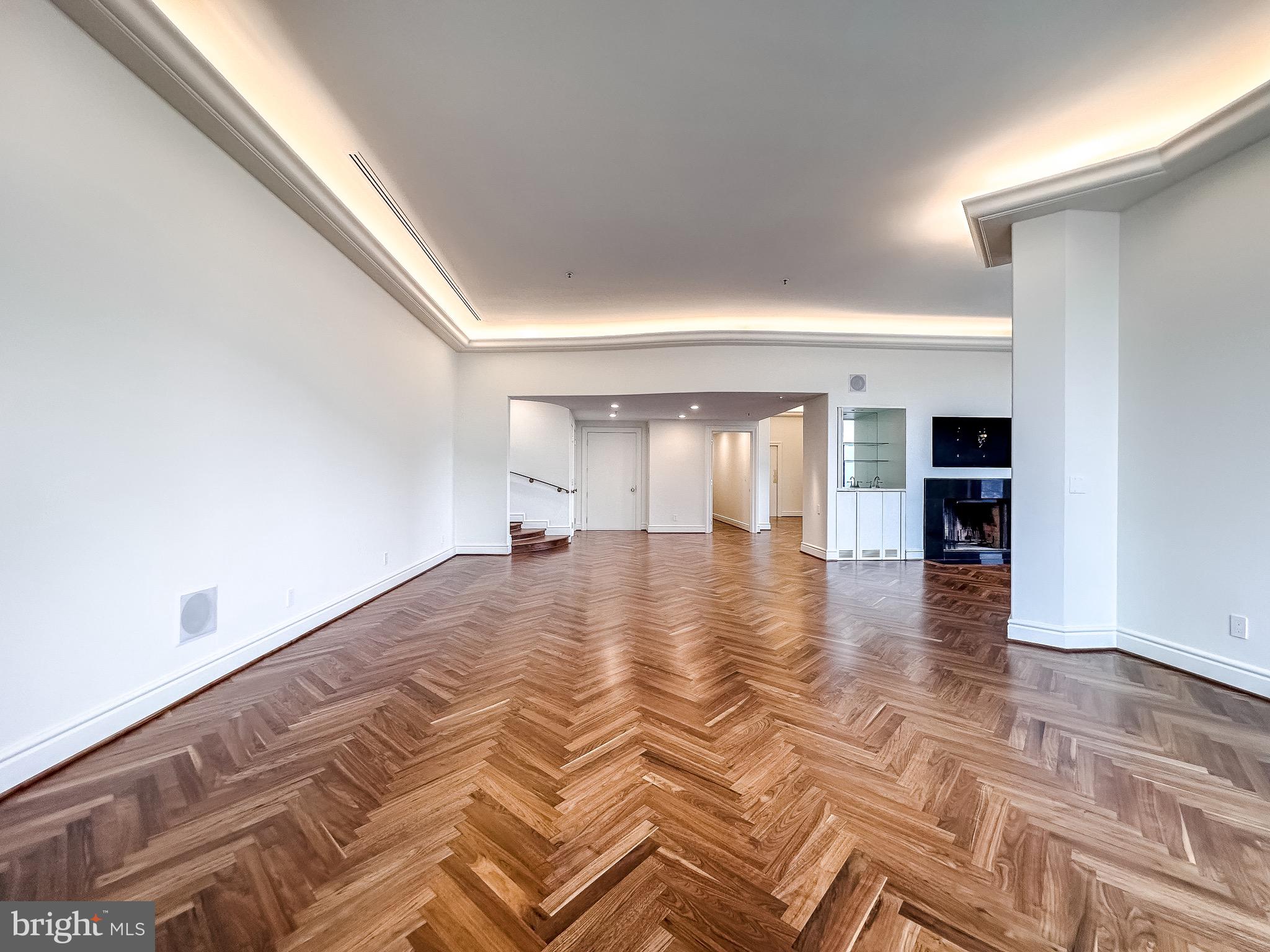 INNER HARBOR - Residential Lease