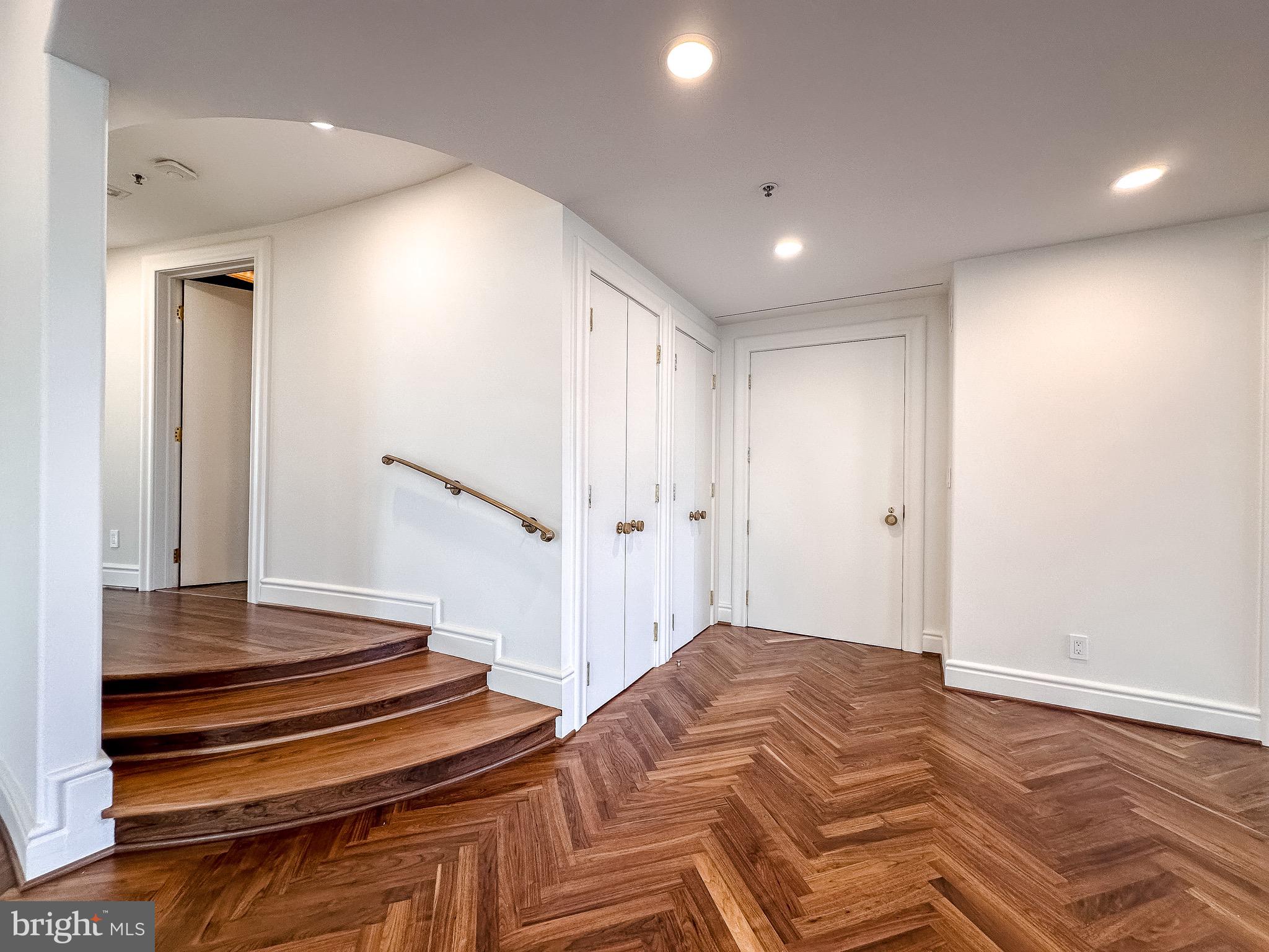 INNER HARBOR - Residential Lease