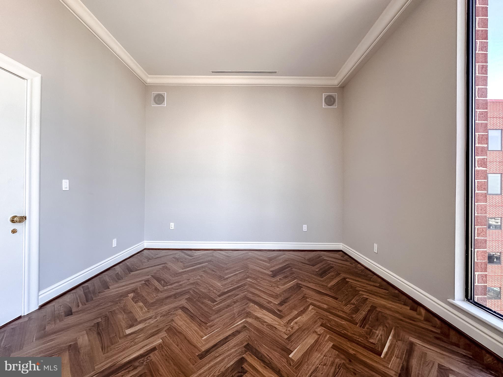 INNER HARBOR - Residential Lease