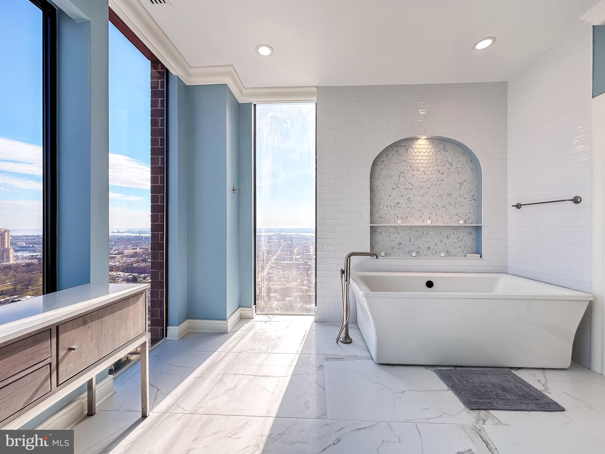 INNER HARBOR - Residential Lease