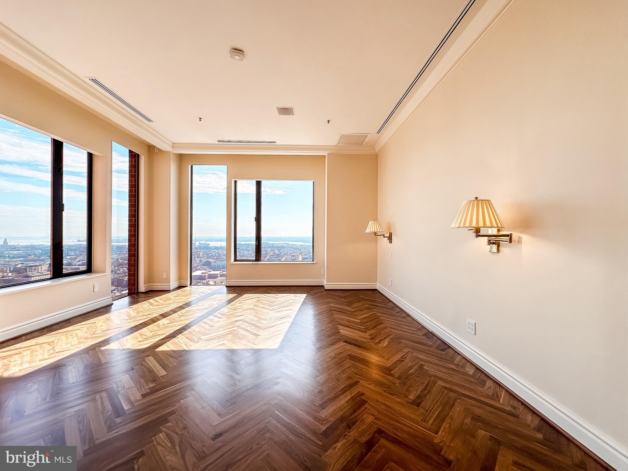 INNER HARBOR - Residential Lease