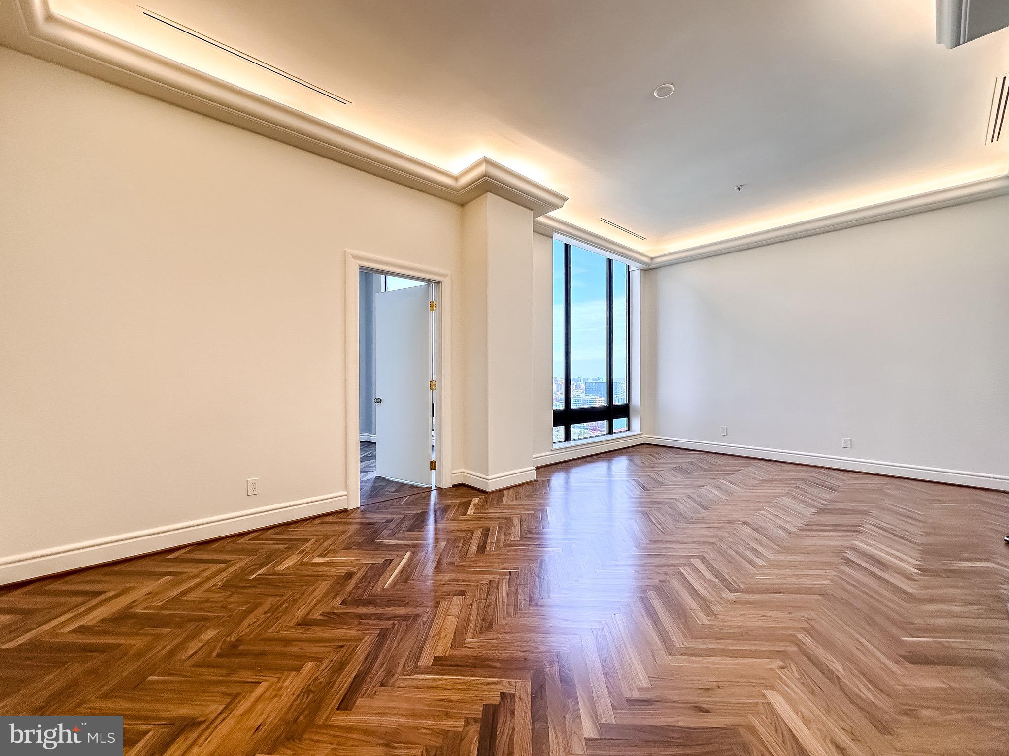 INNER HARBOR - Residential Lease