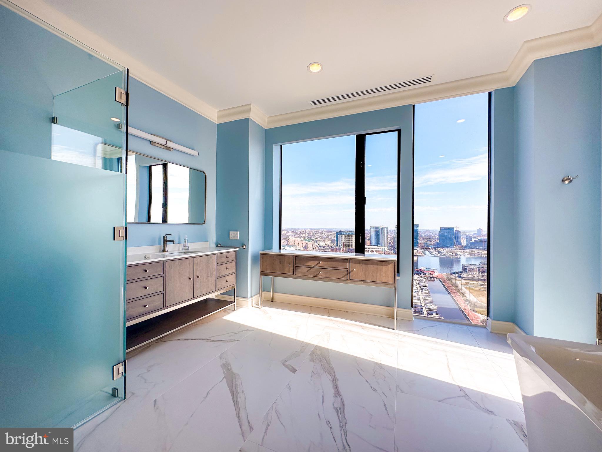 INNER HARBOR - Residential Lease