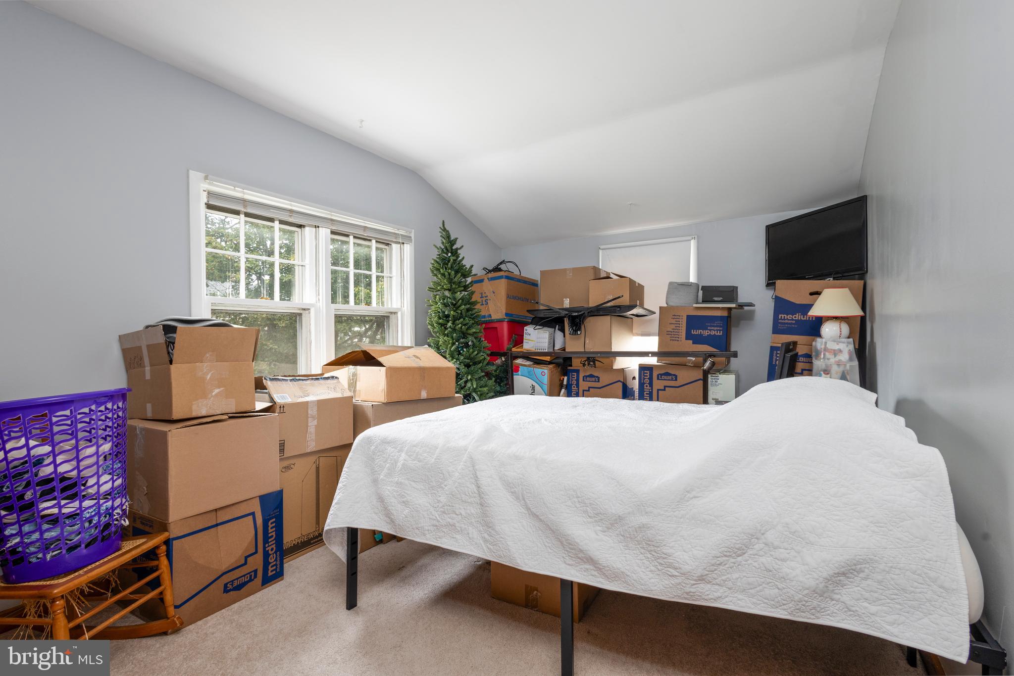 WILLOW MANOR - Residential