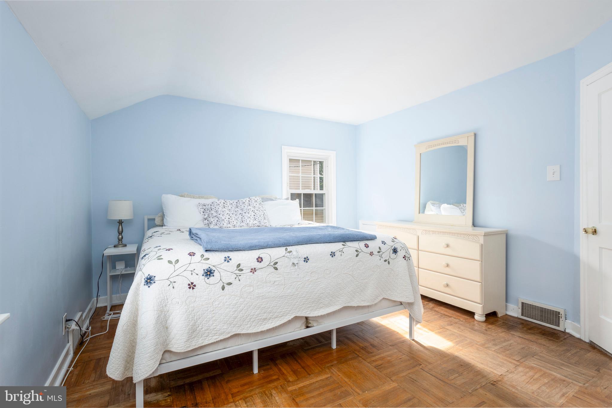 WILLOW MANOR - Residential