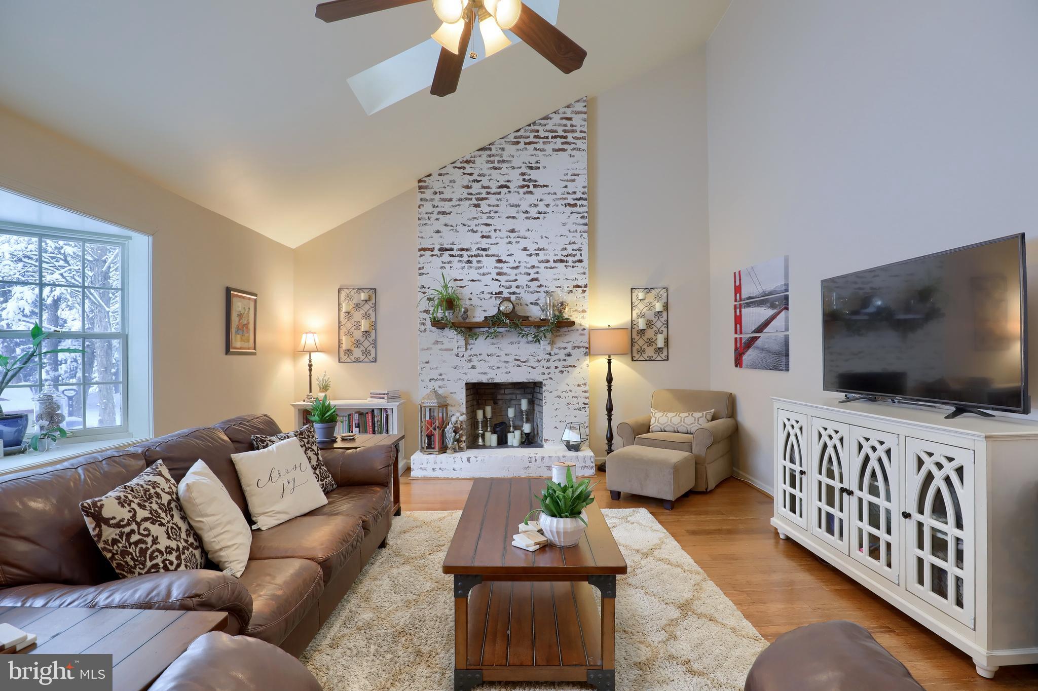 GABLE PARK WOODS - Residential