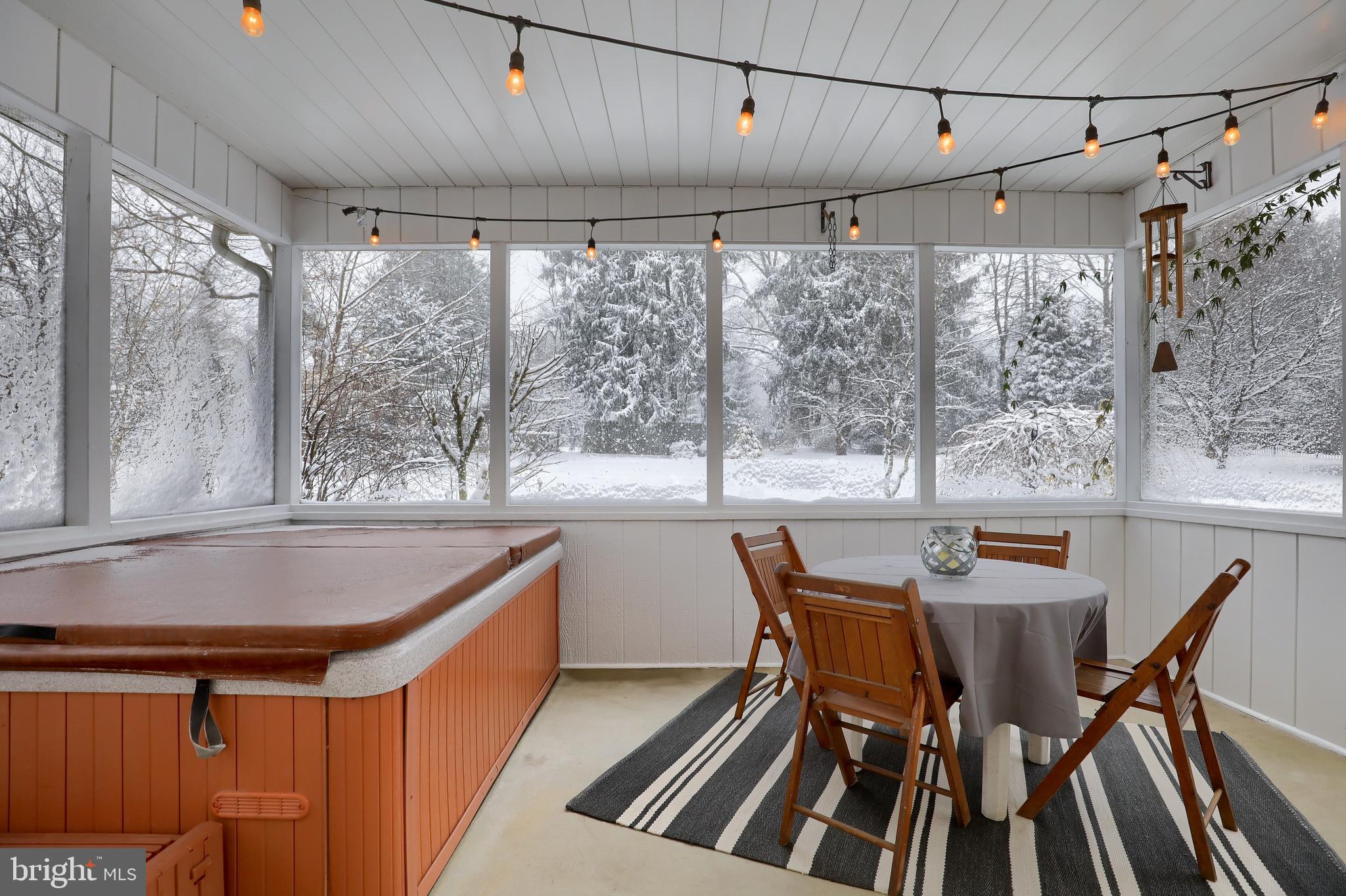 GABLE PARK WOODS - Residential