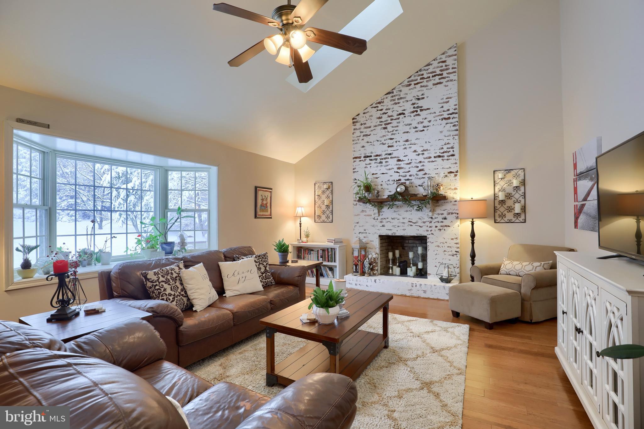 GABLE PARK WOODS - Residential