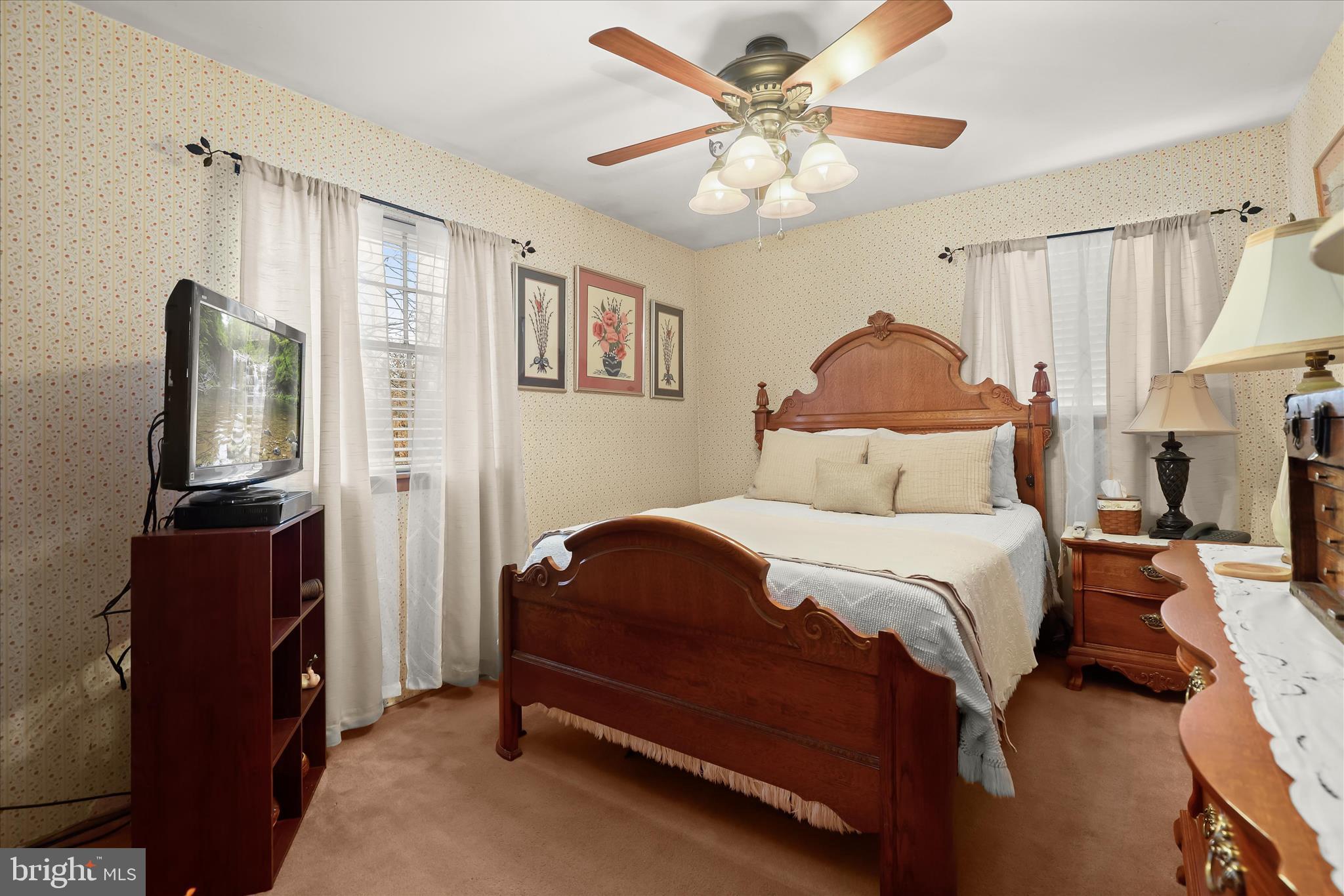 VALLEYWOOD - Residential