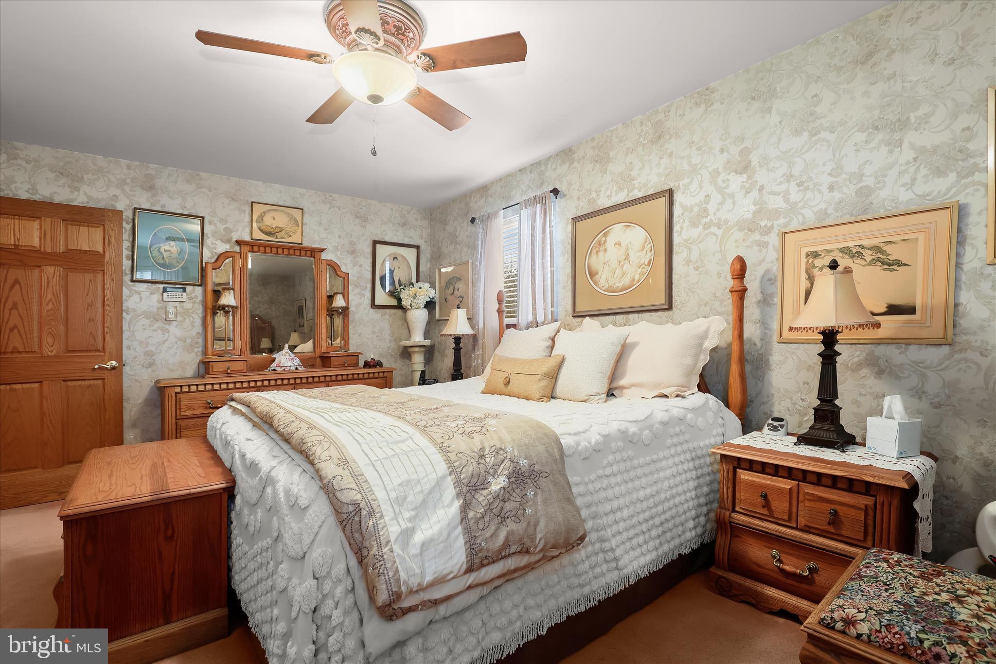 VALLEYWOOD - Residential