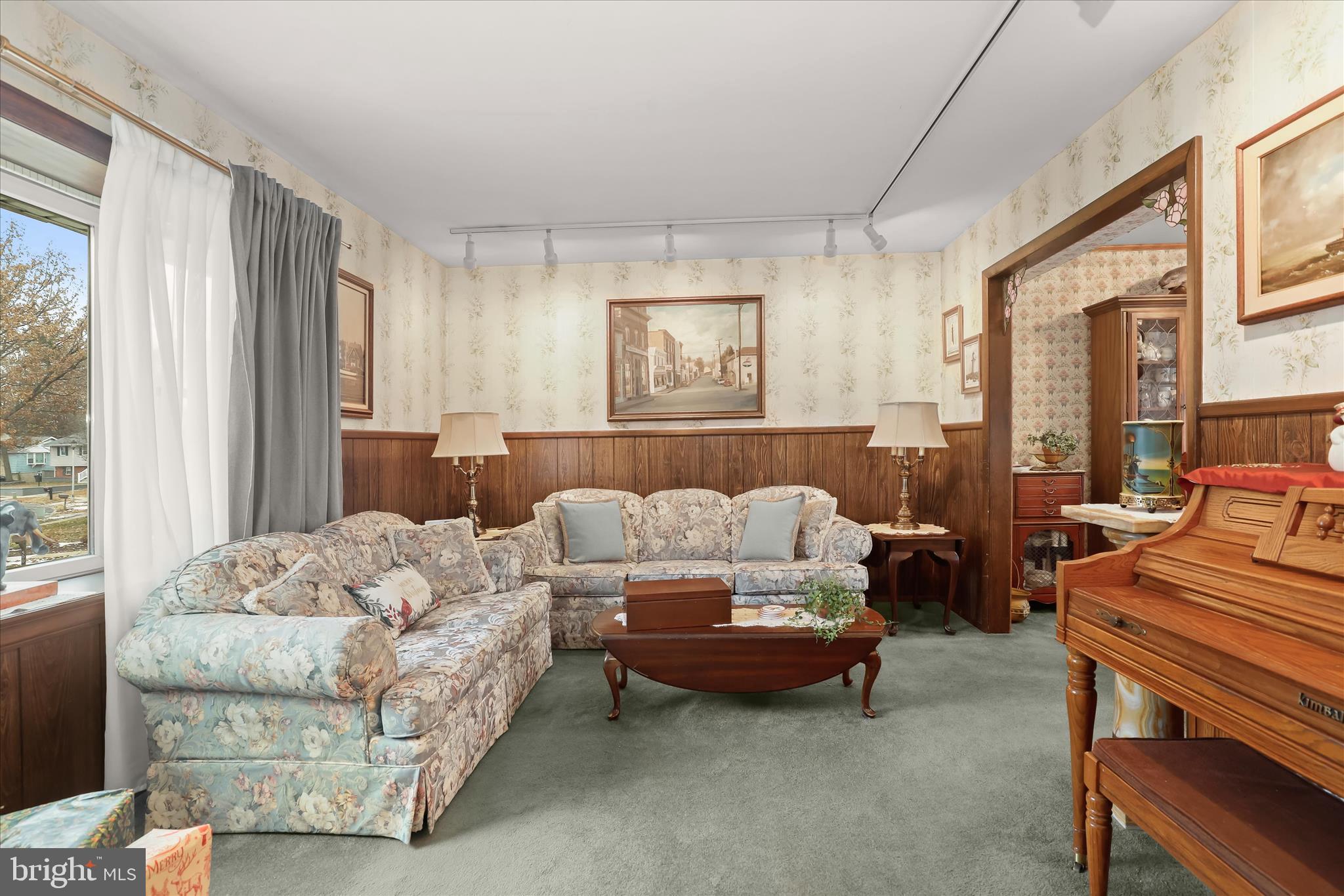 VALLEYWOOD - Residential