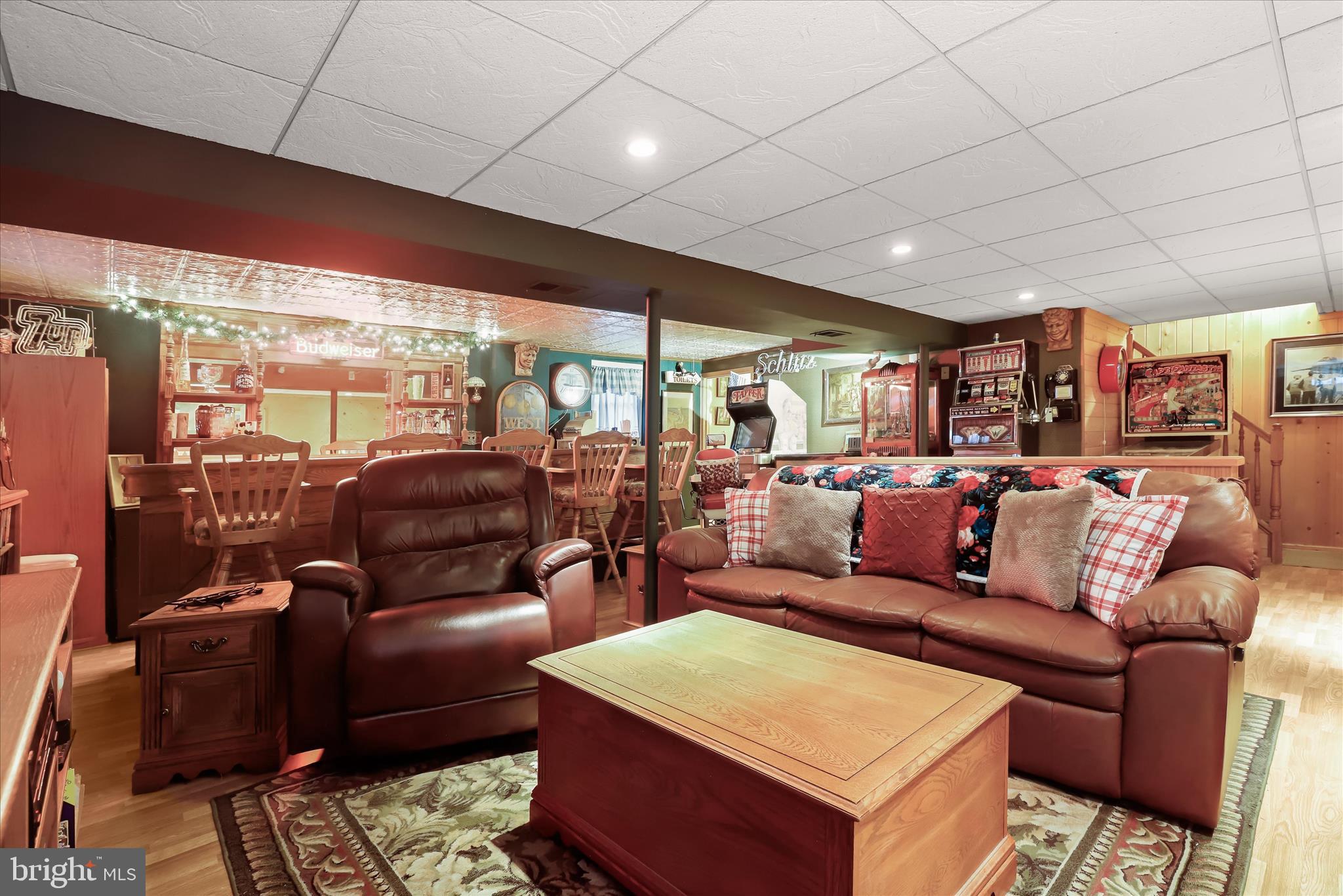 VALLEYWOOD - Residential