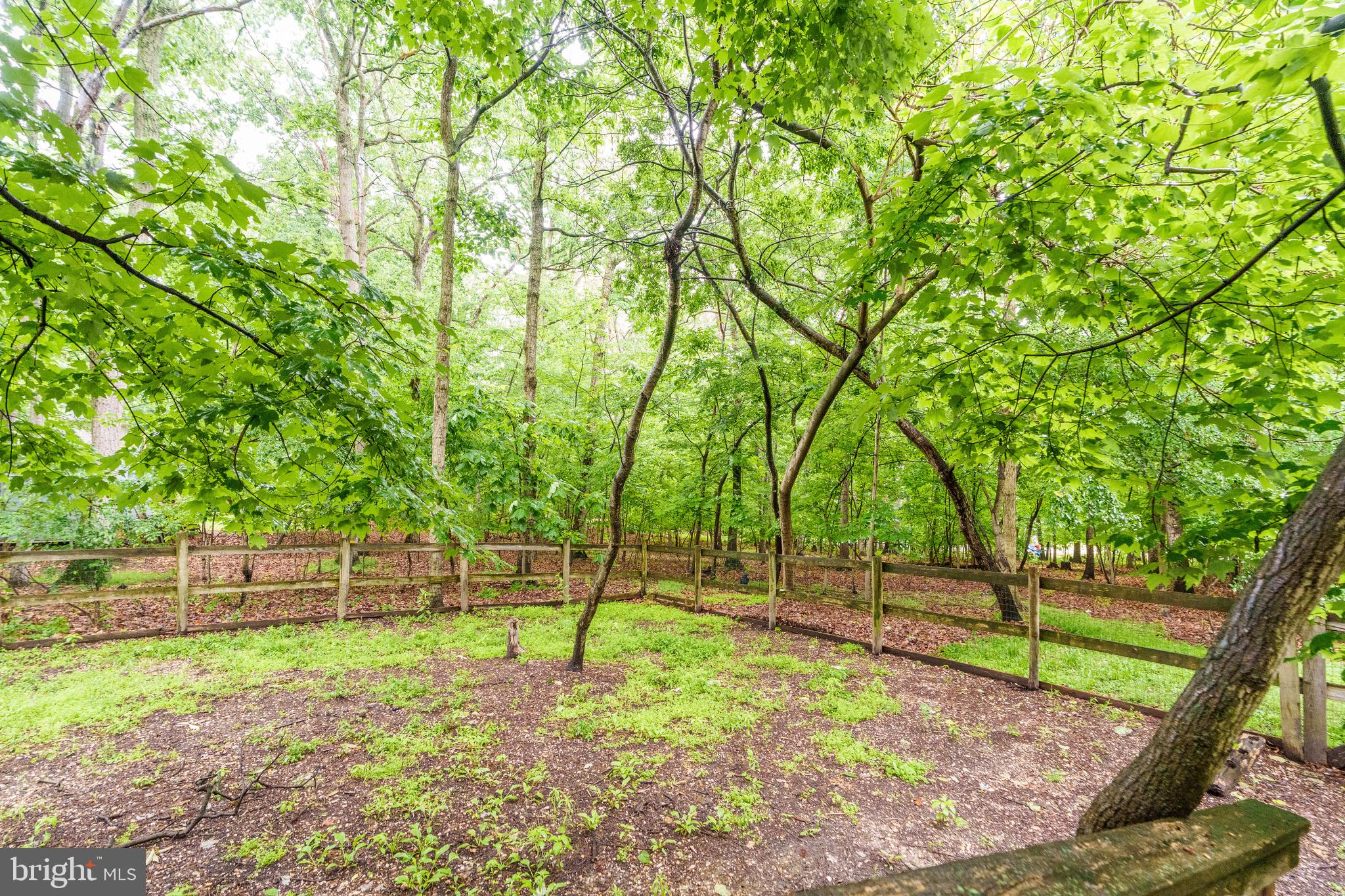 CRESTWOOD HEIGHTS - Residential