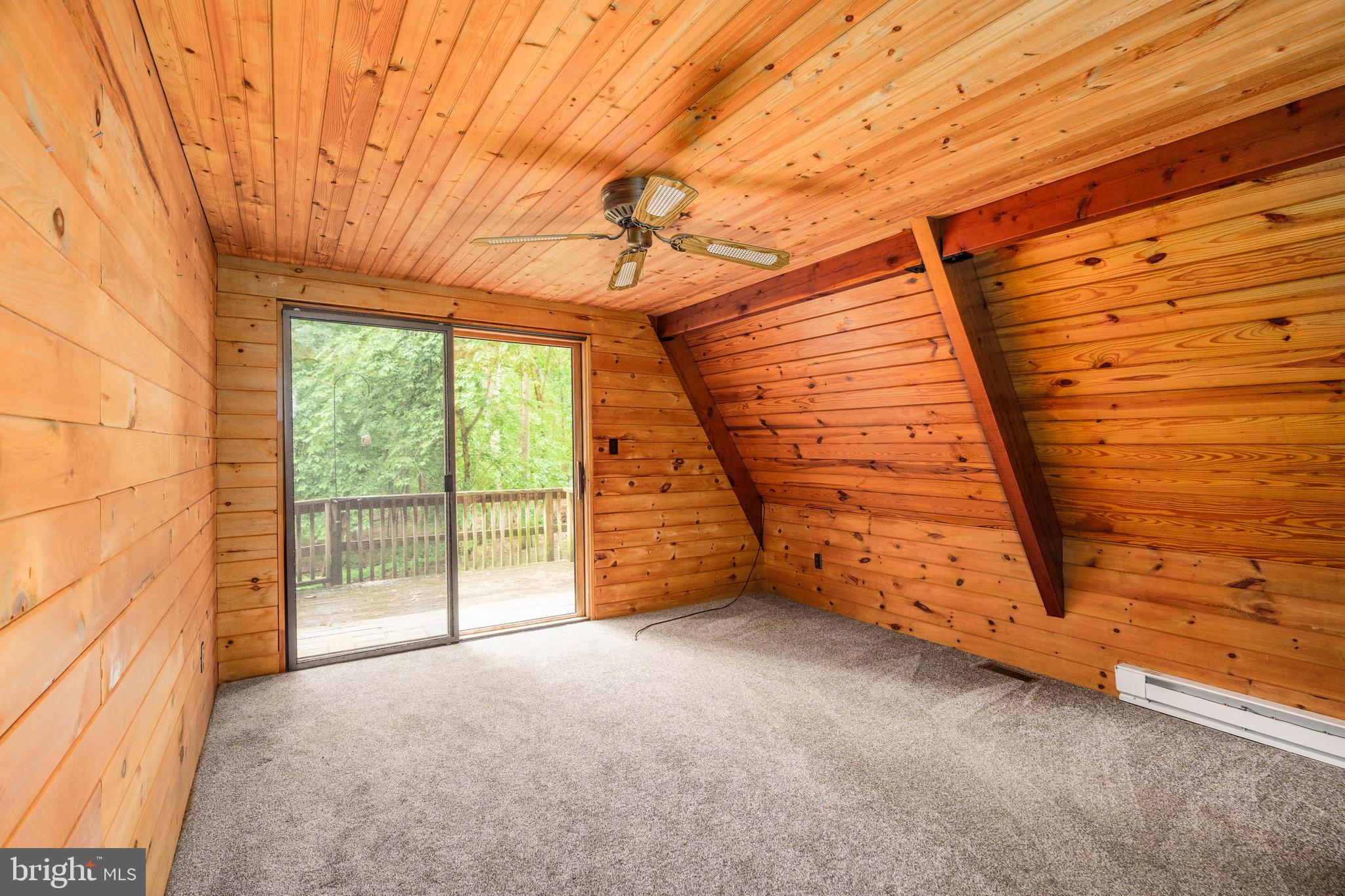 CRESTWOOD HEIGHTS - Residential