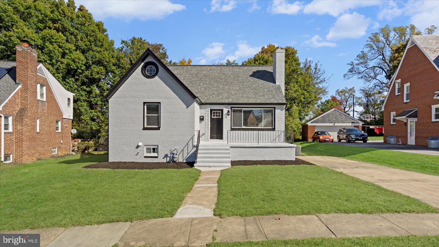 WEST HILLS - Residential