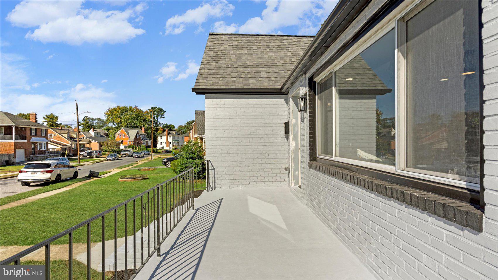 WEST HILLS - Residential