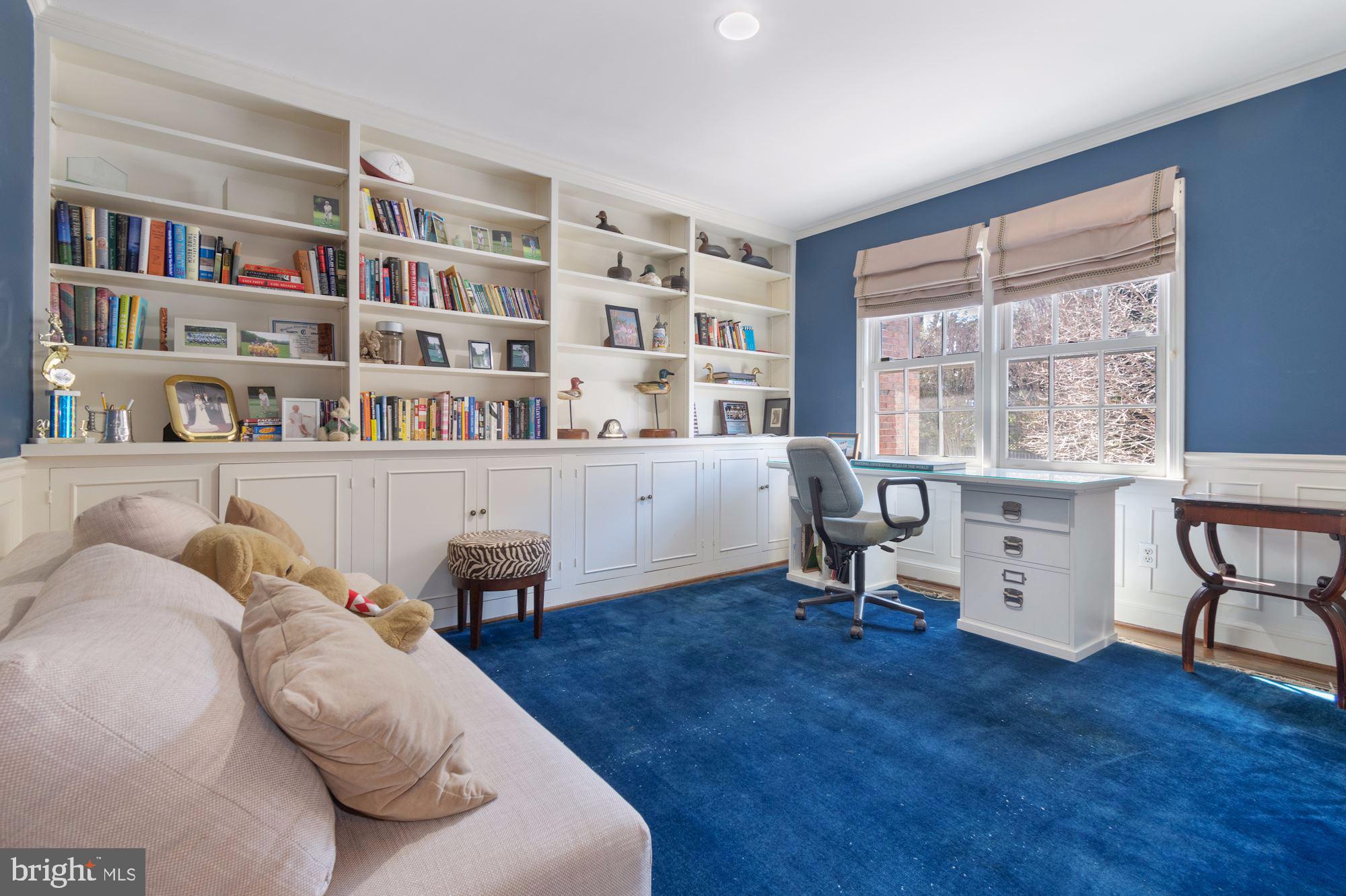 MCAULEY PARK - Residential