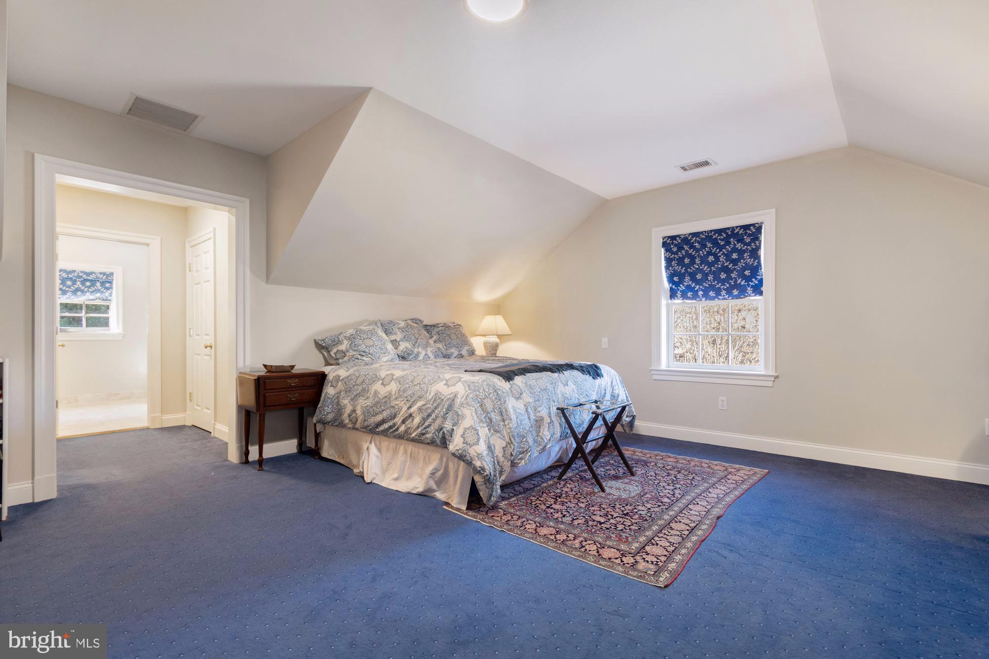 MCAULEY PARK - Residential